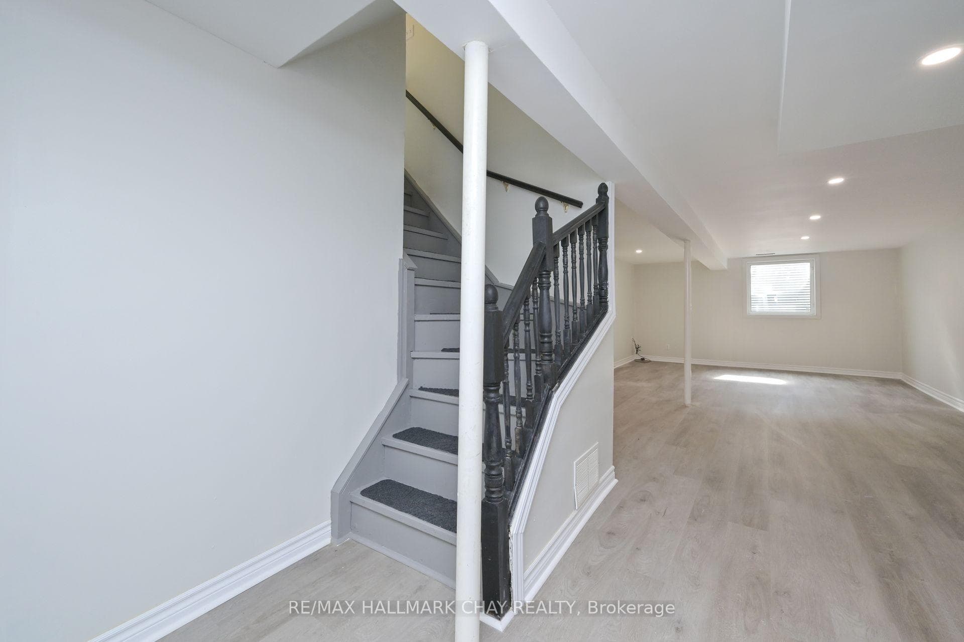 170 Beattie Avenue photo 22