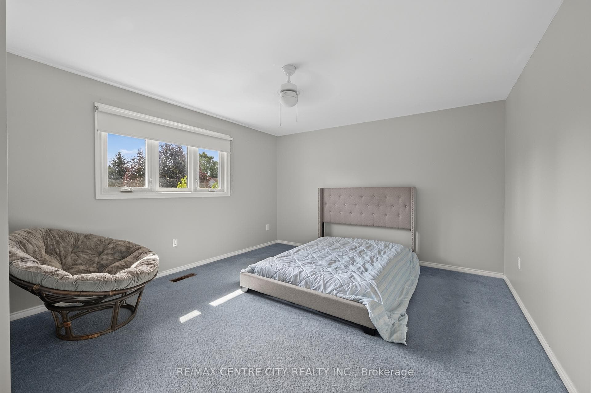 15 Cavanaugh Crescent photo 36