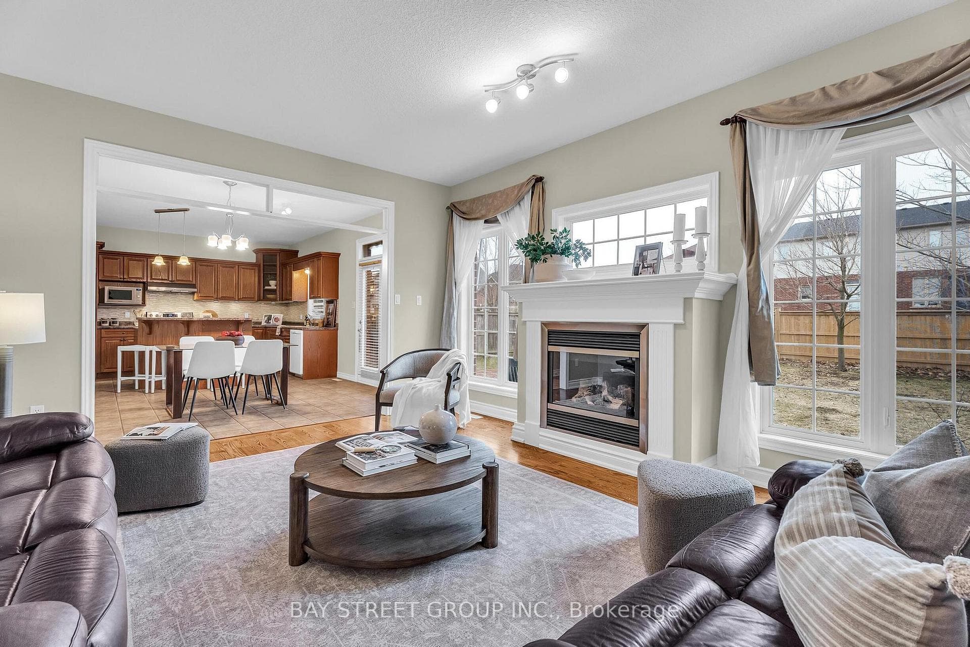448 COTTONTAIL Crescent photo 16