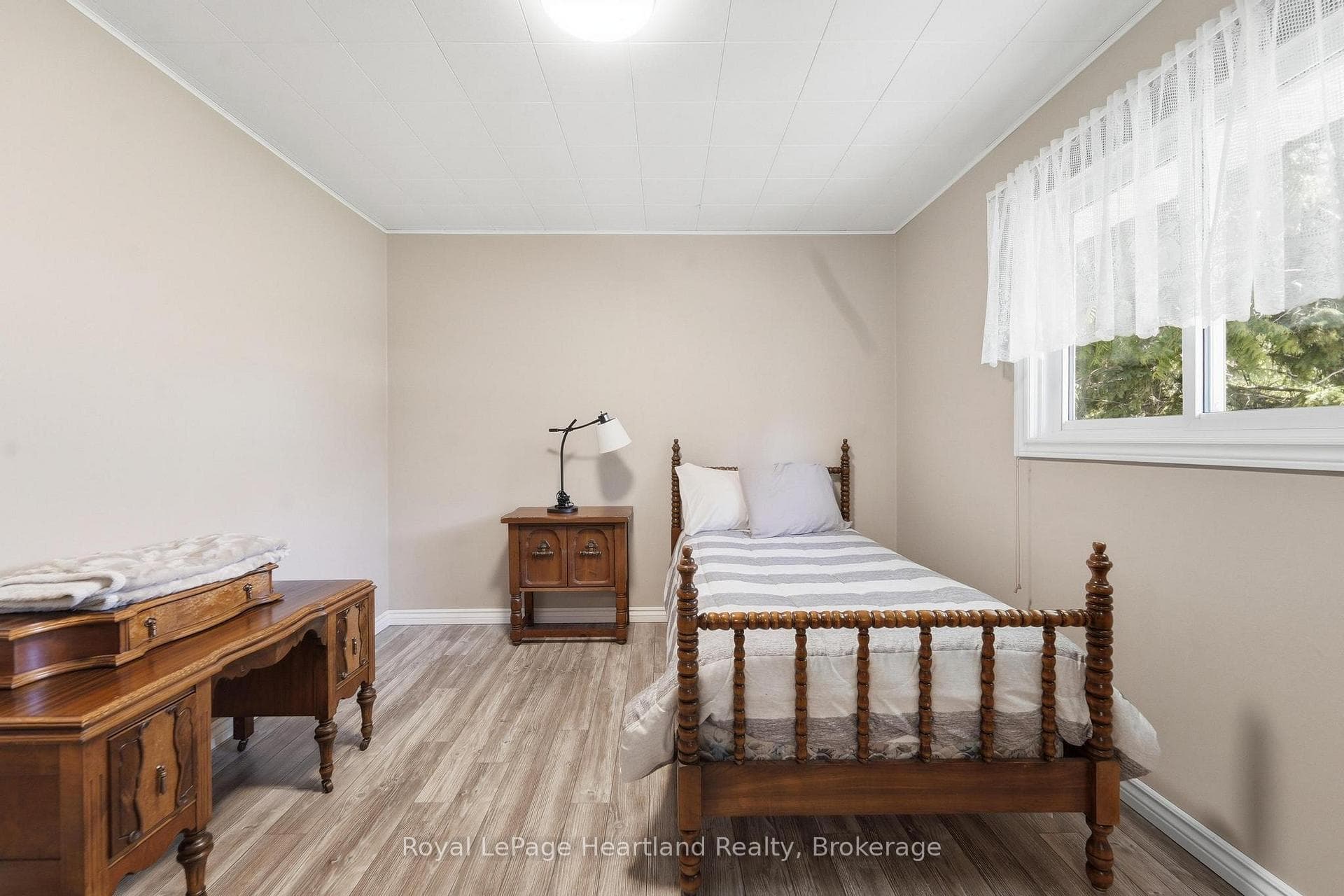 235 Hincks Street photo 18