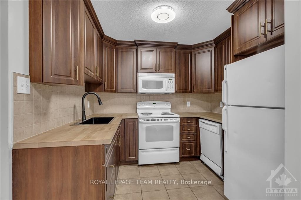 6 TERRACE Drive Unit 106 photo 14