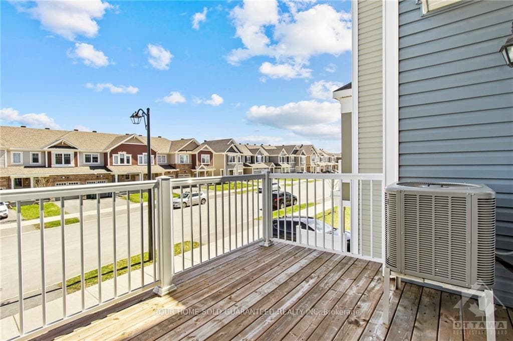 452 RIVERBOAT Heights photo 7