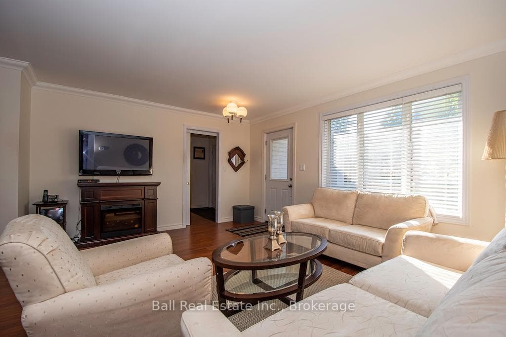 77 Water Street photo 5