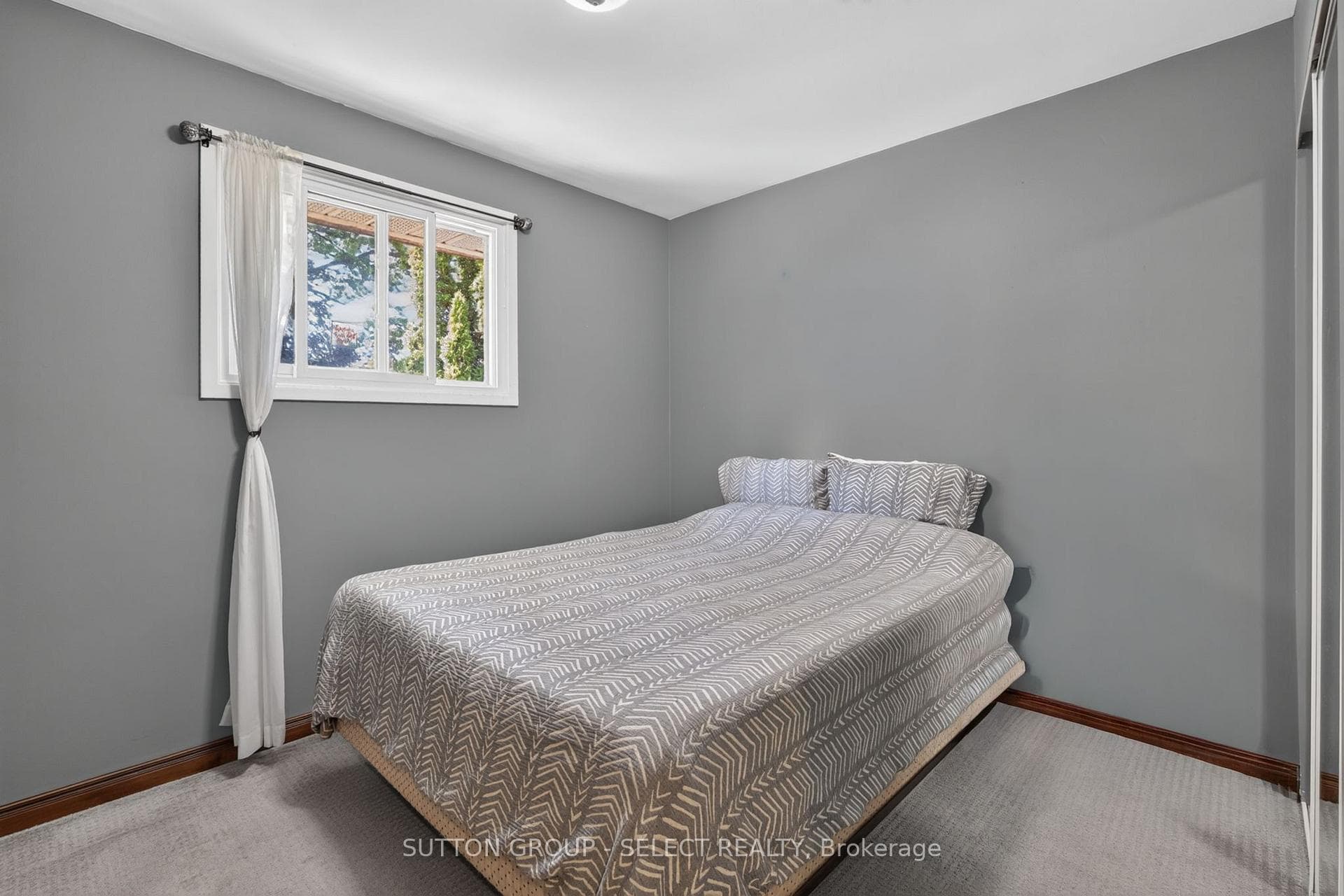 280 Charlotte Street photo 13