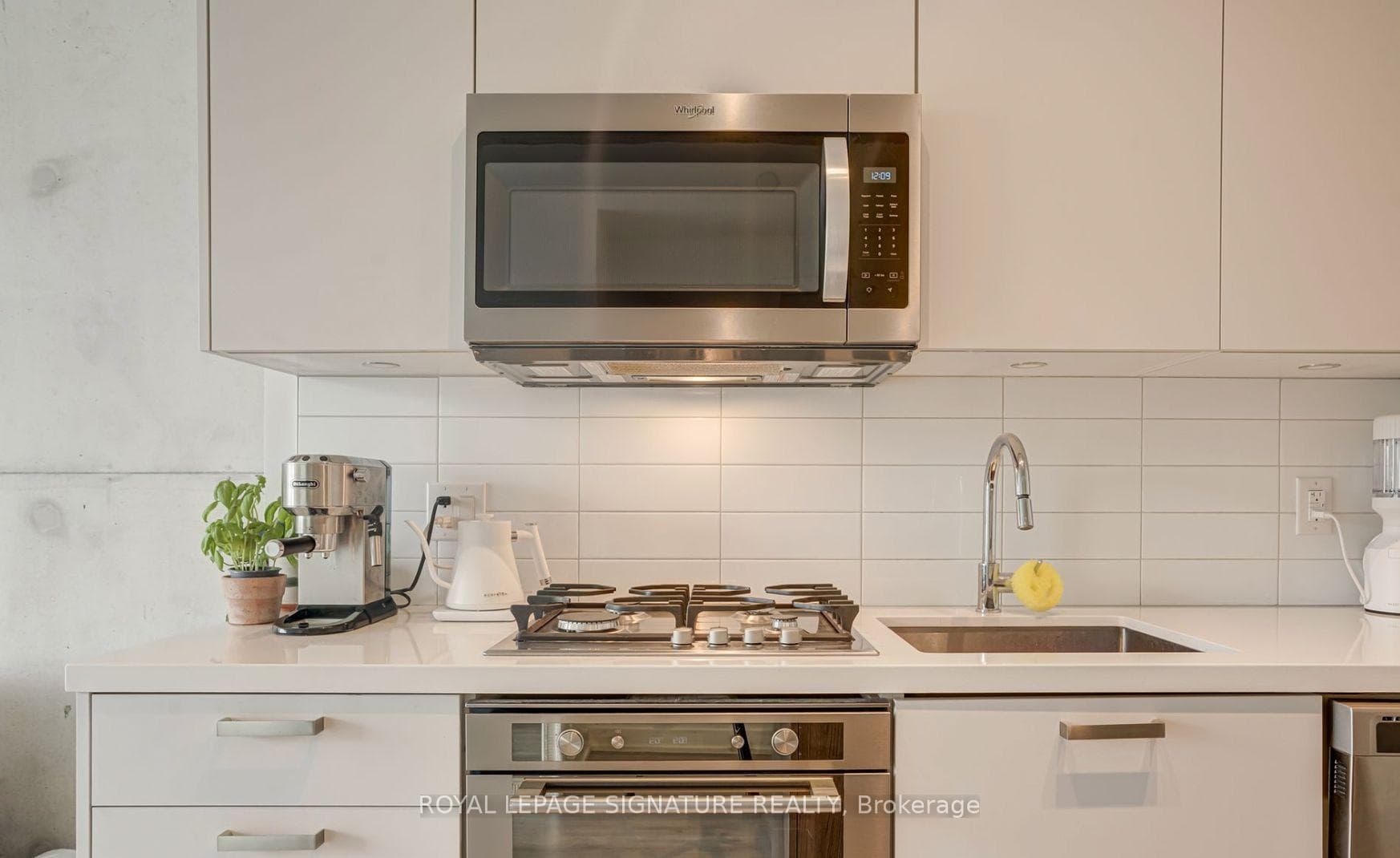 55 Ontario Street Unit 603 photo 9
