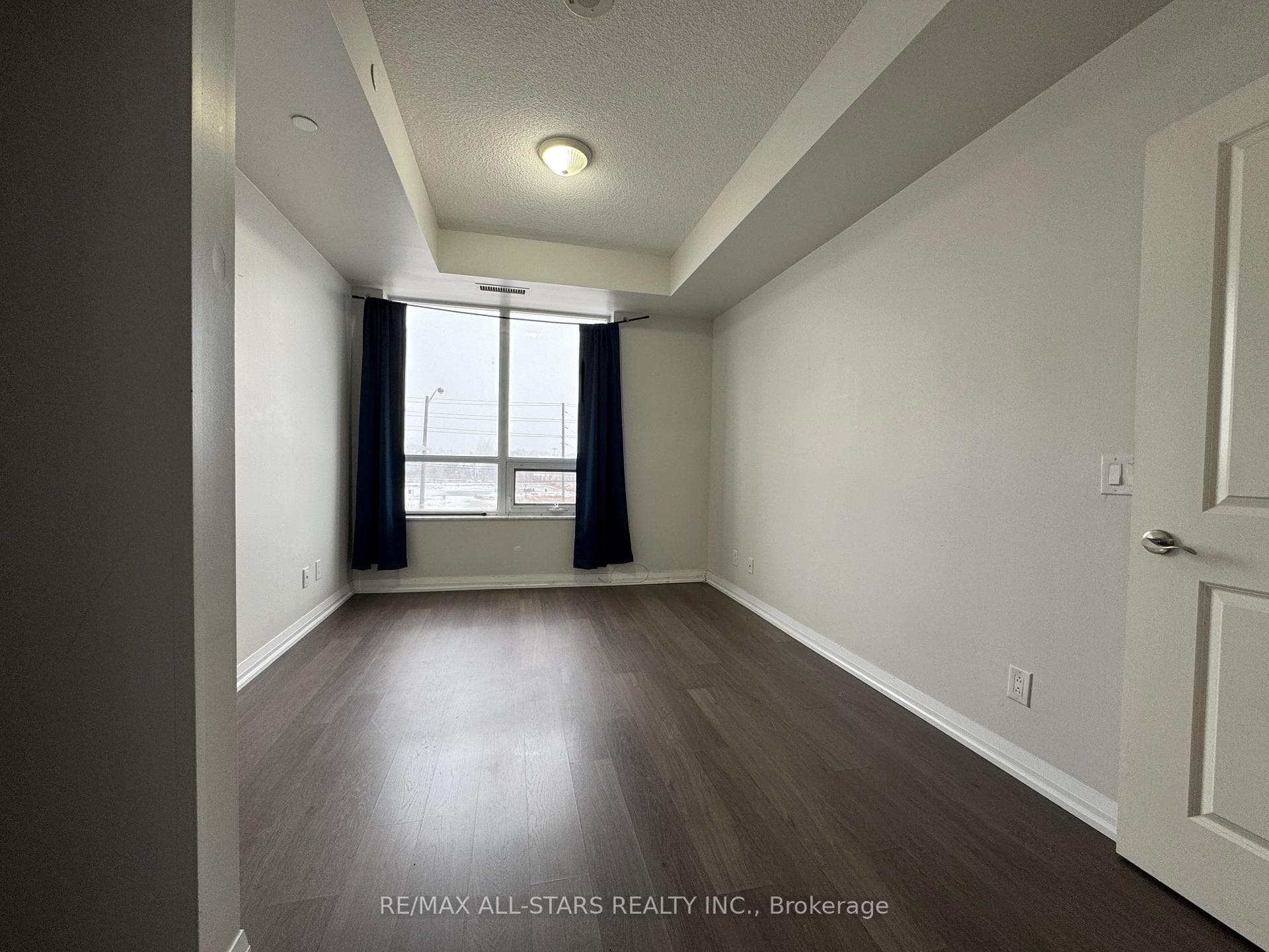 Large Primary Bedroom