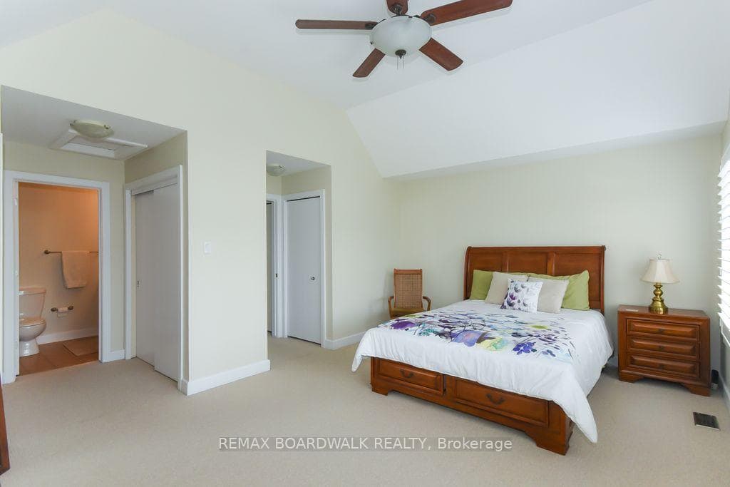 51 Drouin Avenue photo 30