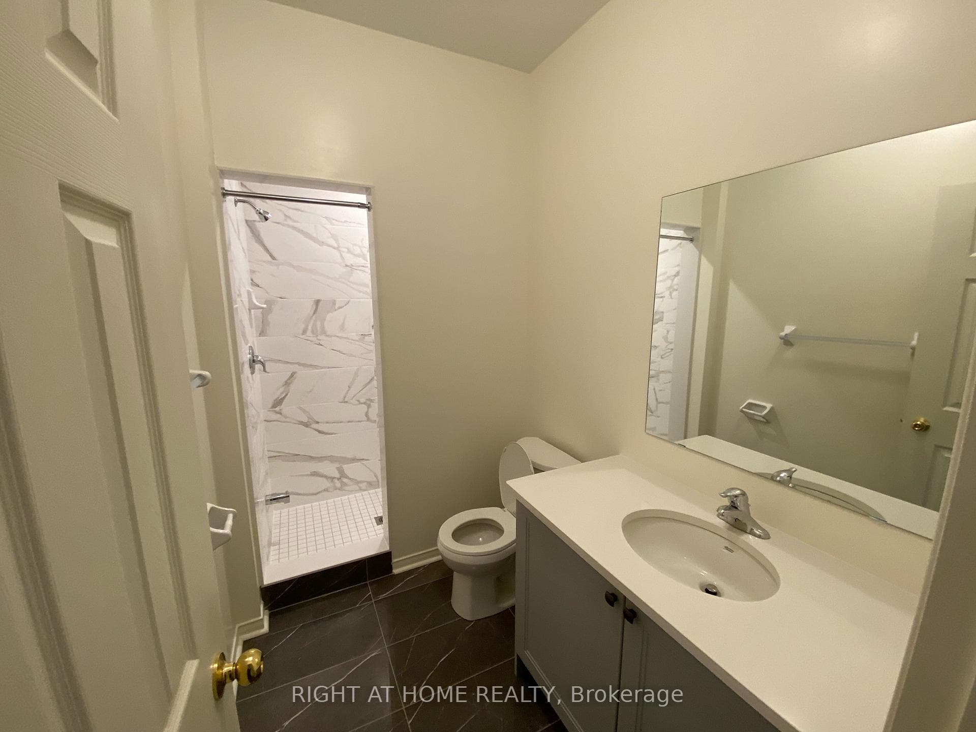 14 Slaney Street photo 10