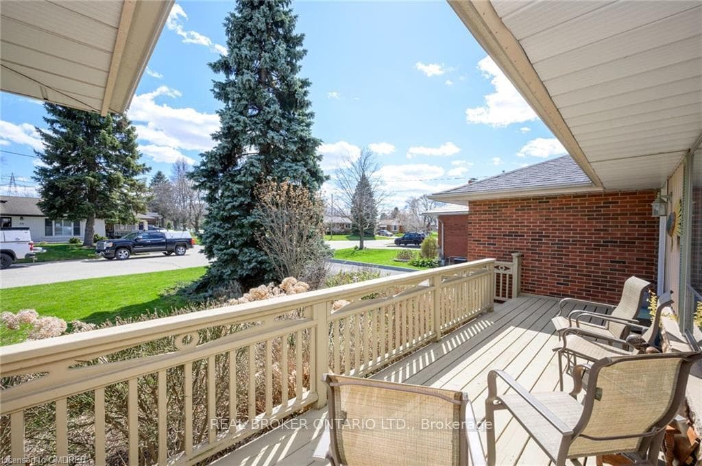 56 Bertram Drive photo 4