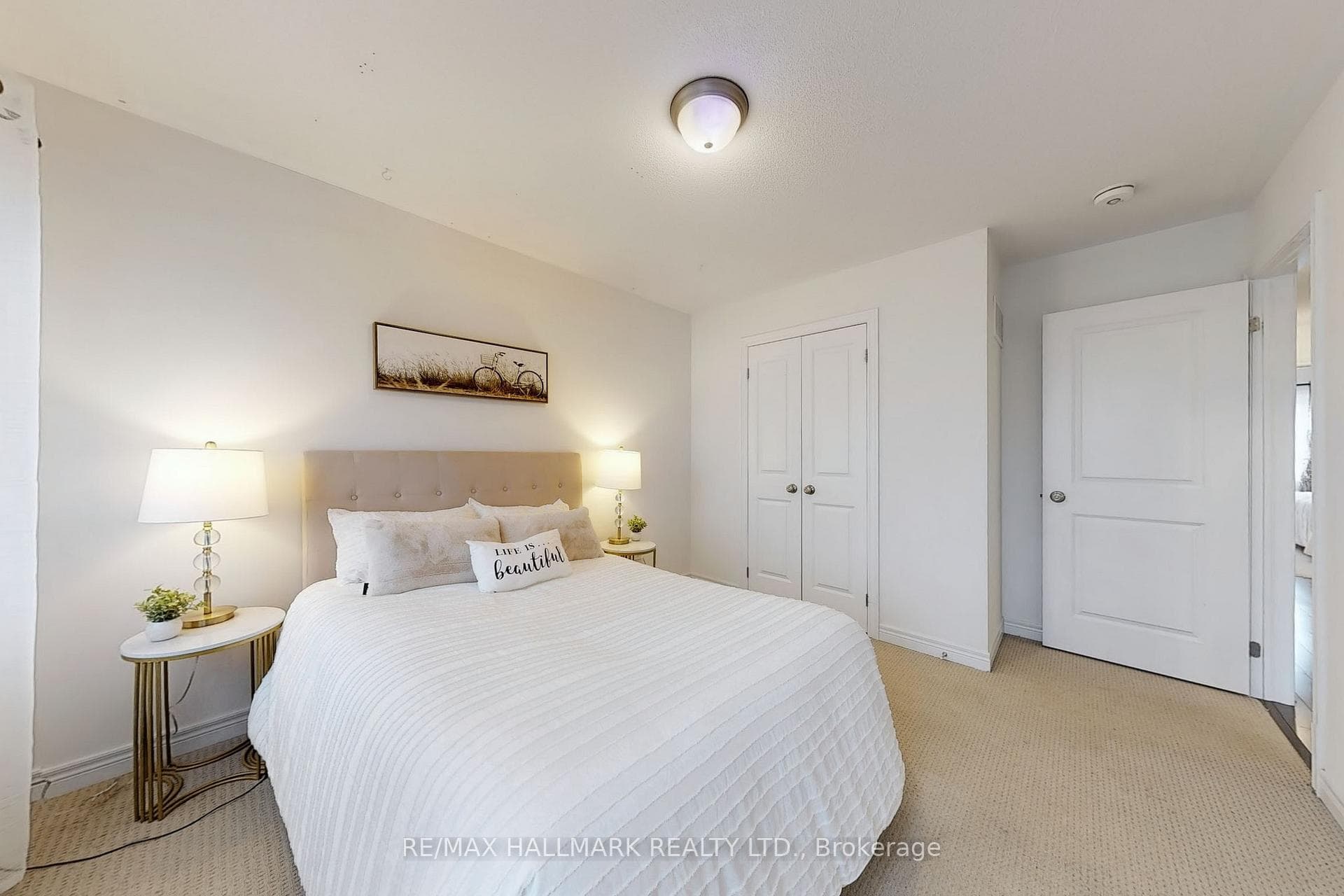1106 Cactus Crescent photo 22