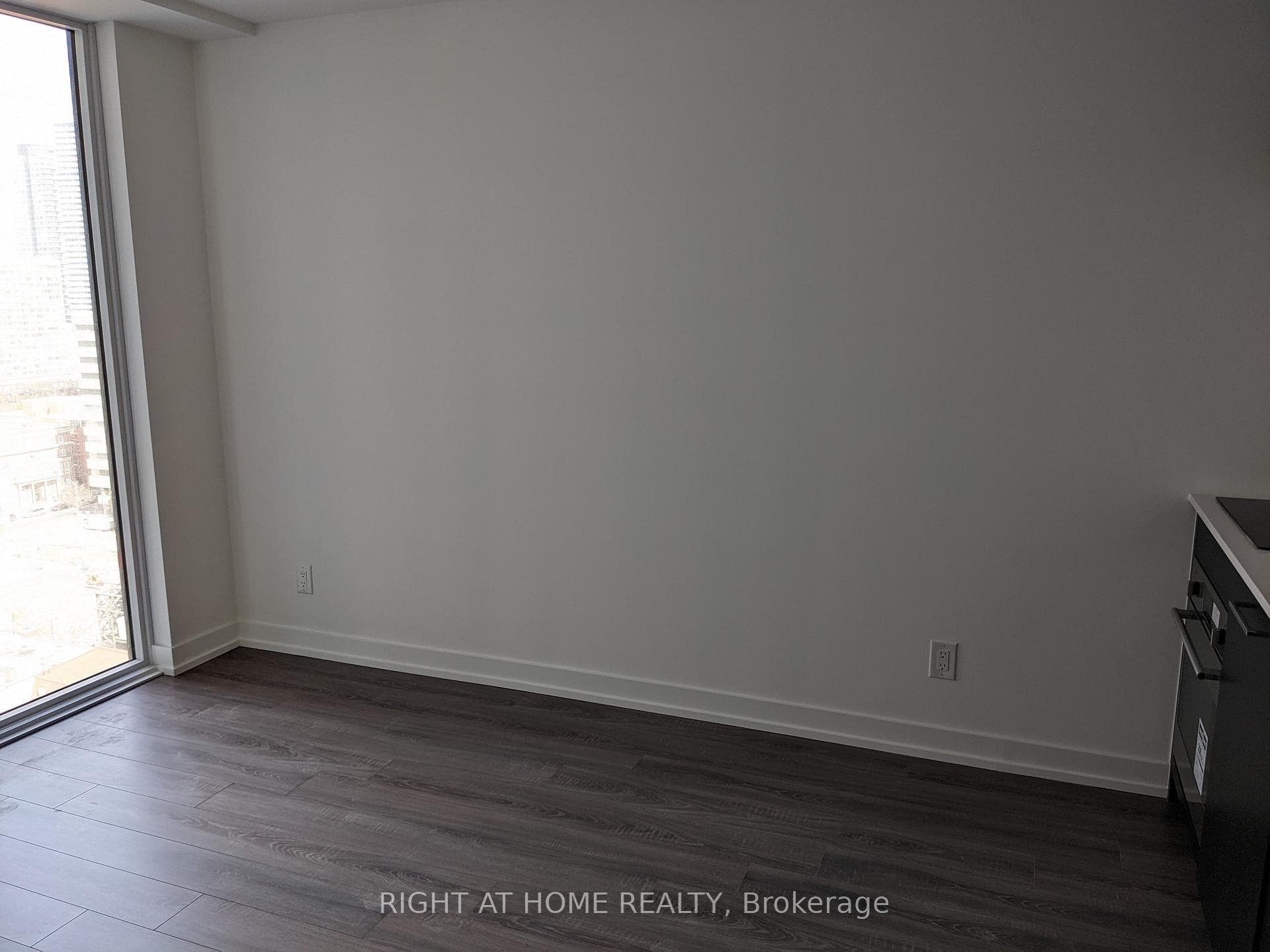 20 Edward Street Unit 1520 photo 5