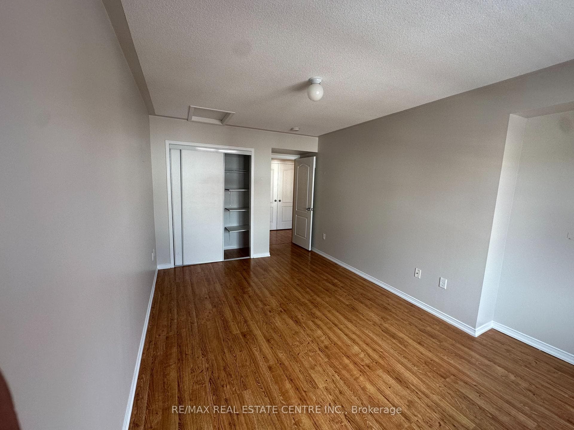 2476 Post Road Unit 6 photo 10