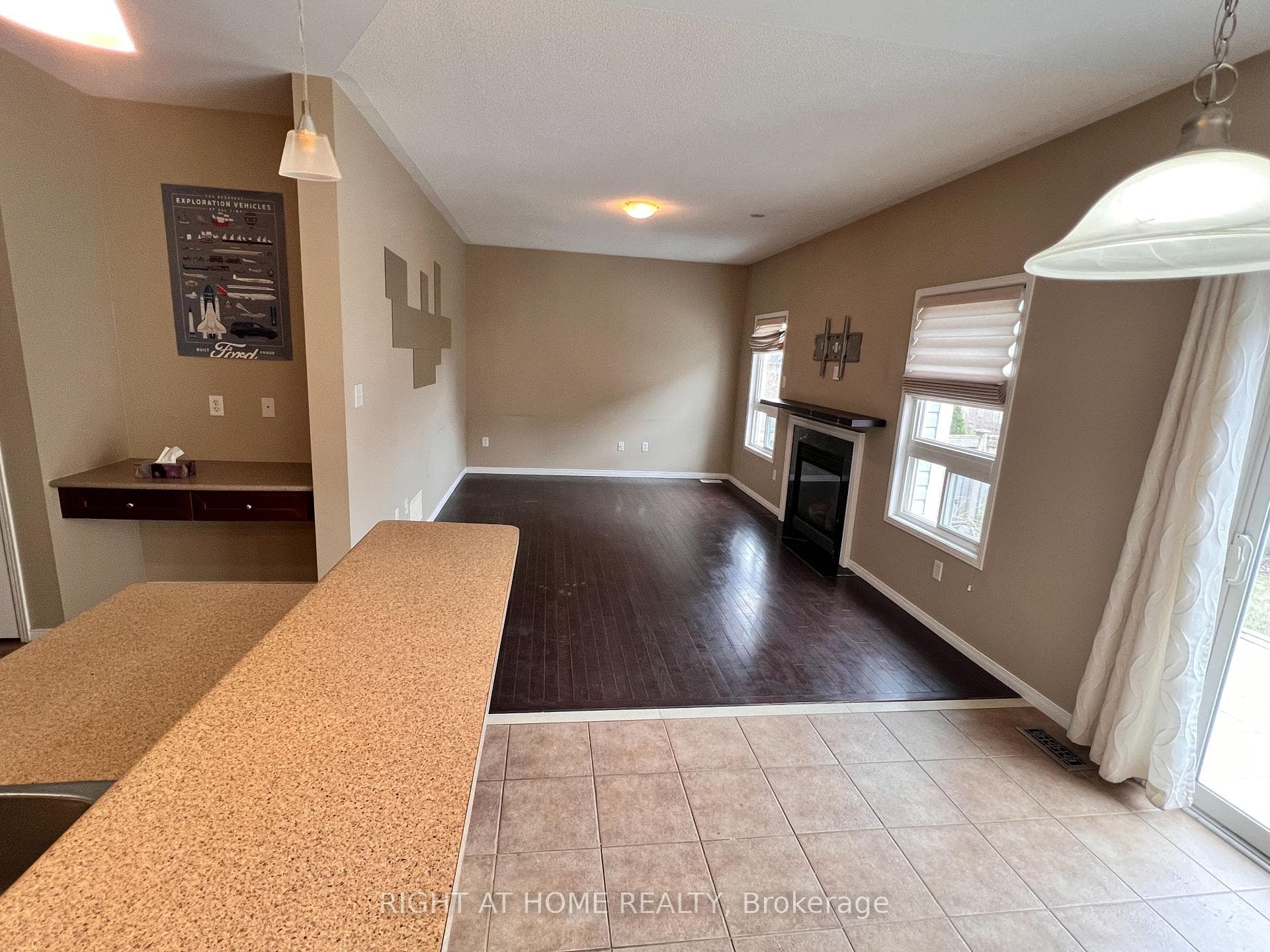 1446 Cordick Street Unit Upper photo 10