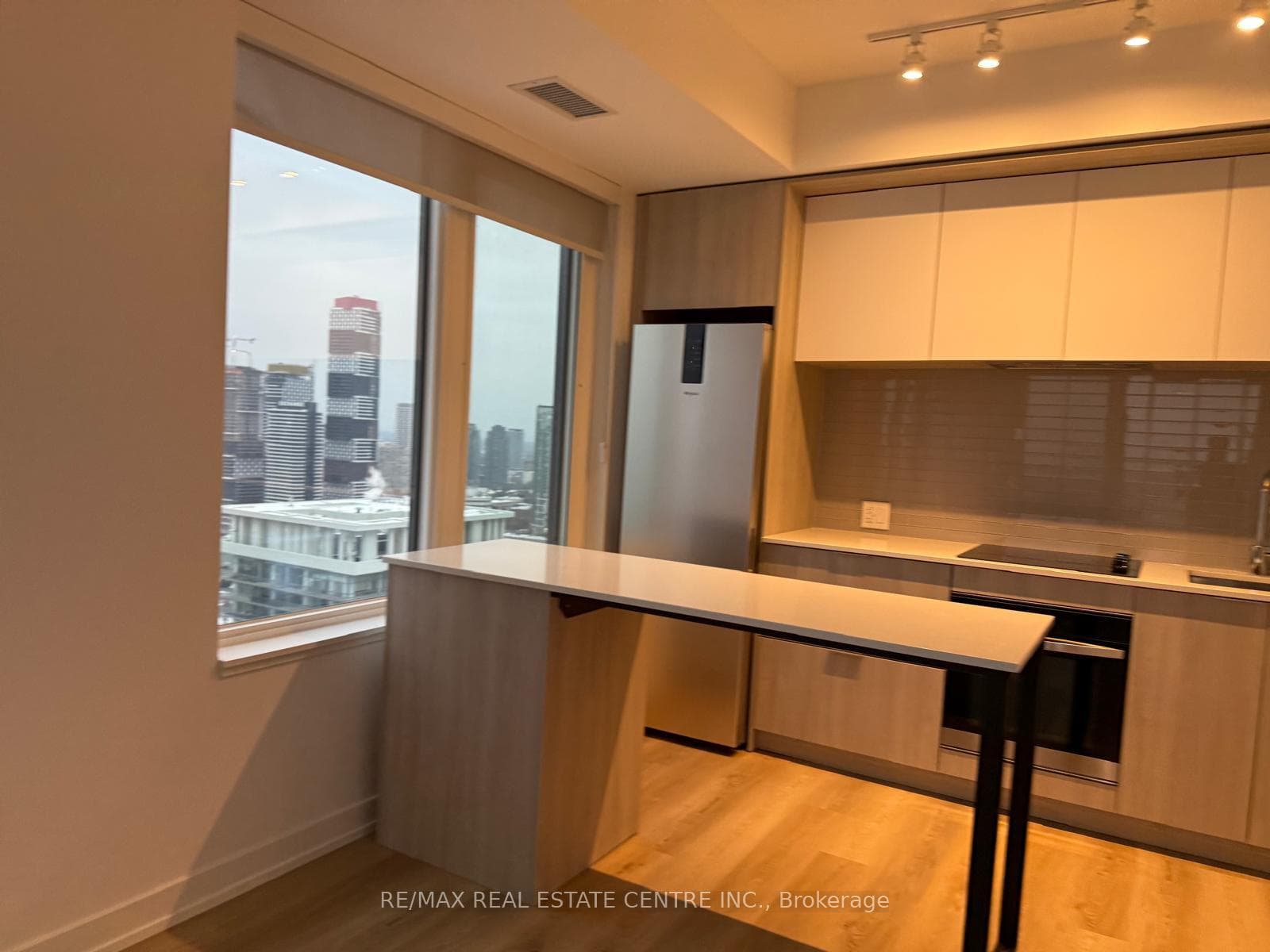 395 Square One Drive Unit 2903 photo 10