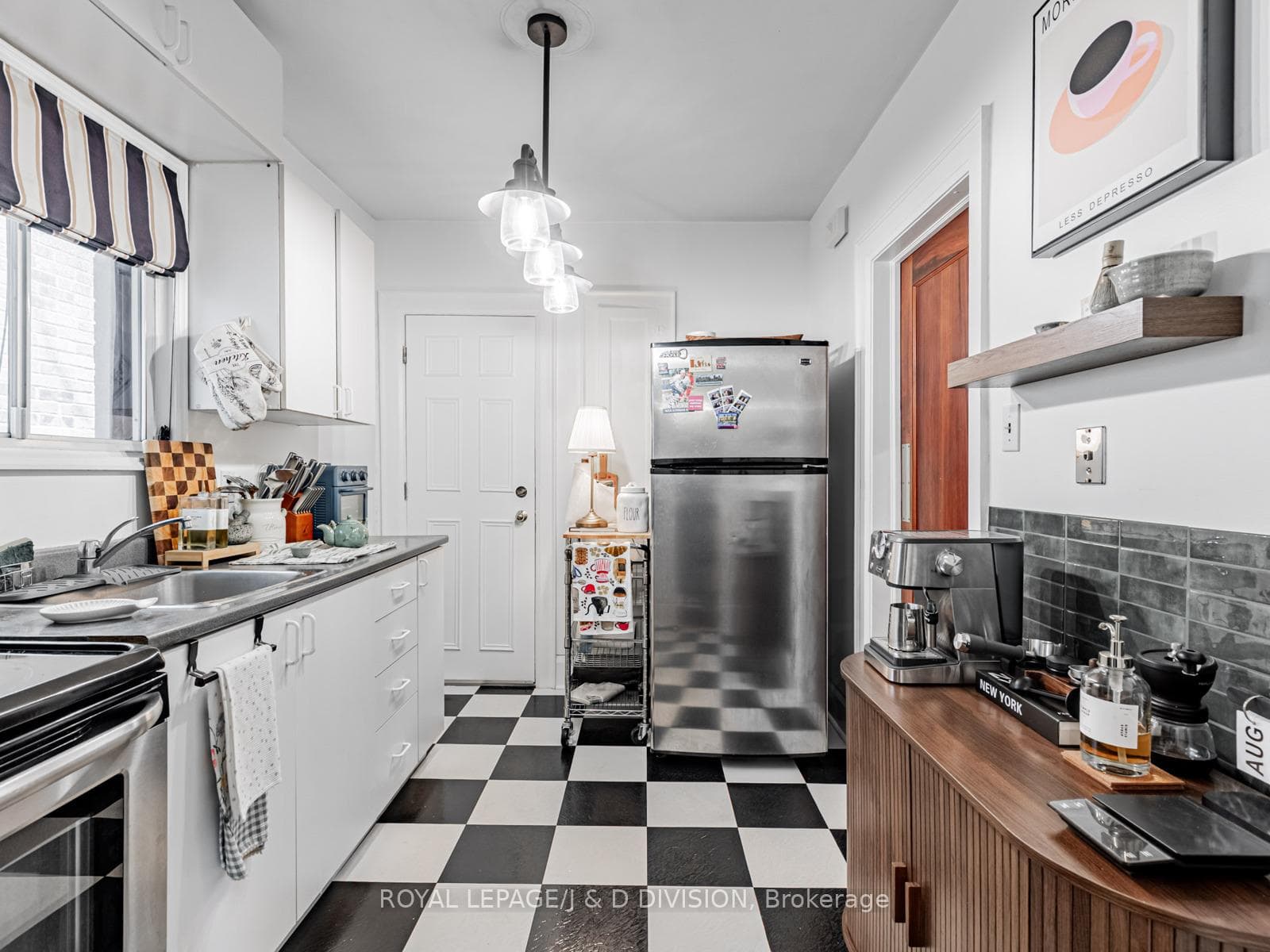 311 Keewatin Avenue photo 4
