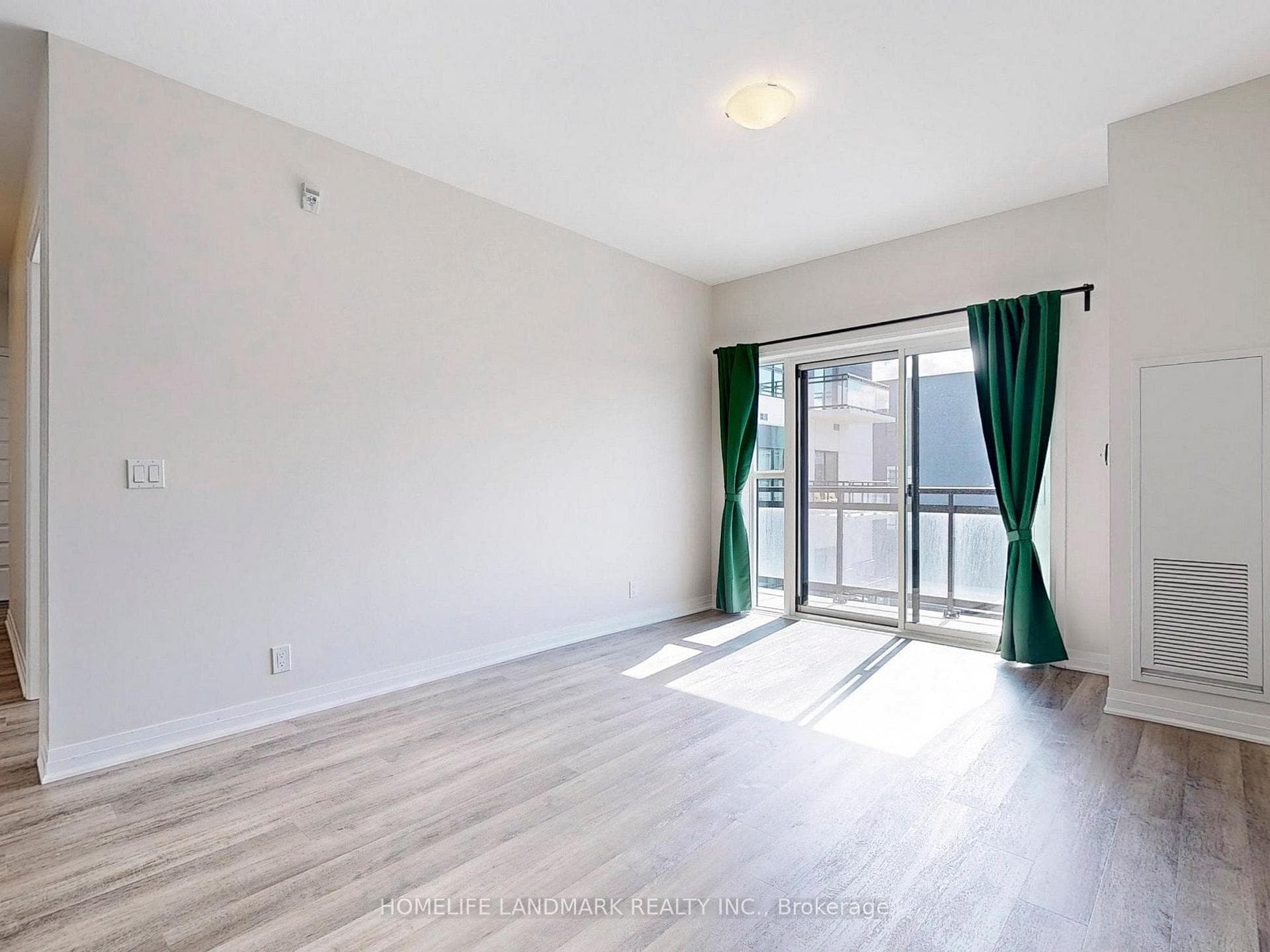 102 Grovewood Common N/A Unit 501 photo 7