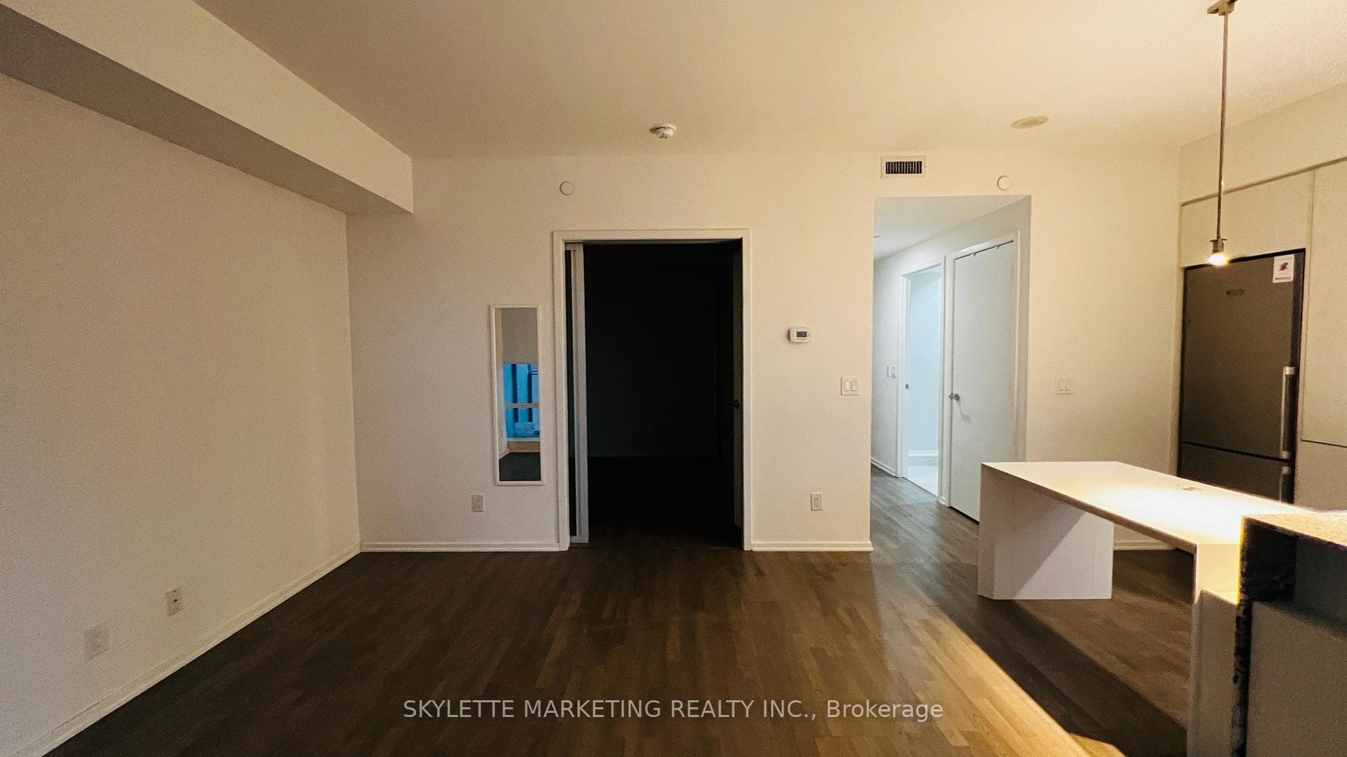 1 Bloor Street Unit 1002 photo 36