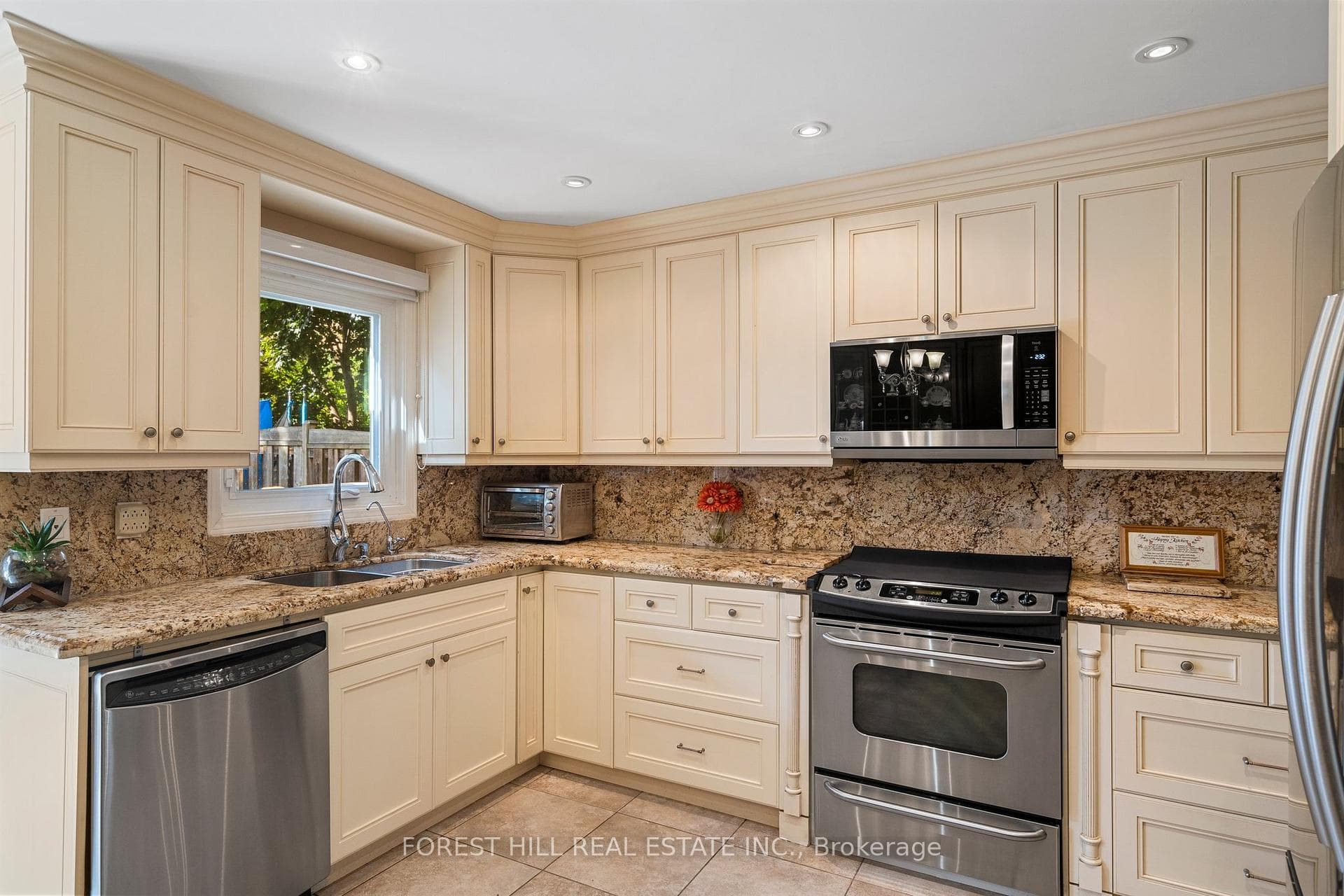 58 Tansley Road photo 9