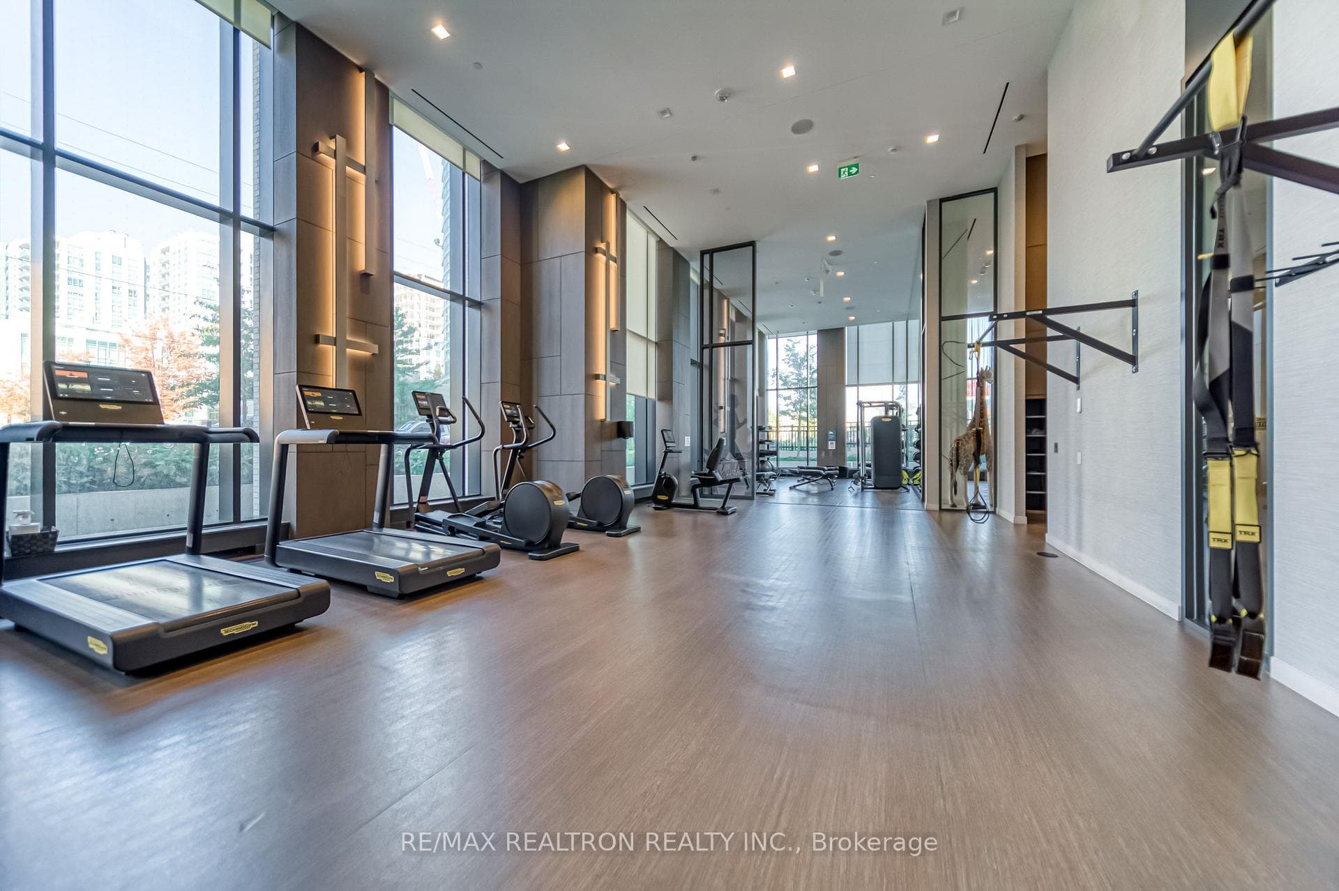 15 Holmes Avenue Unit 2601 photo 32