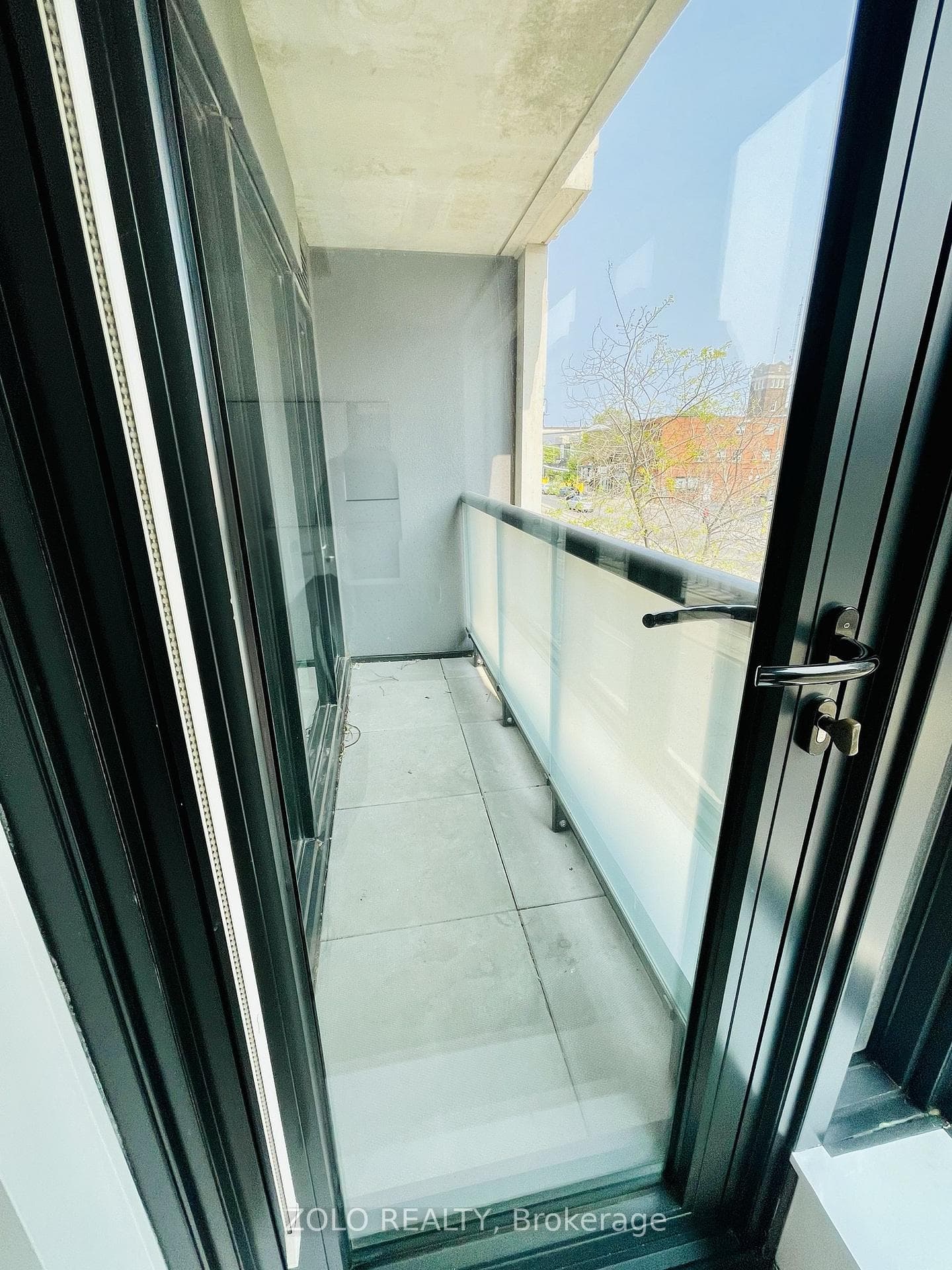 840 St Clair Avenue Unit 316 photo 6