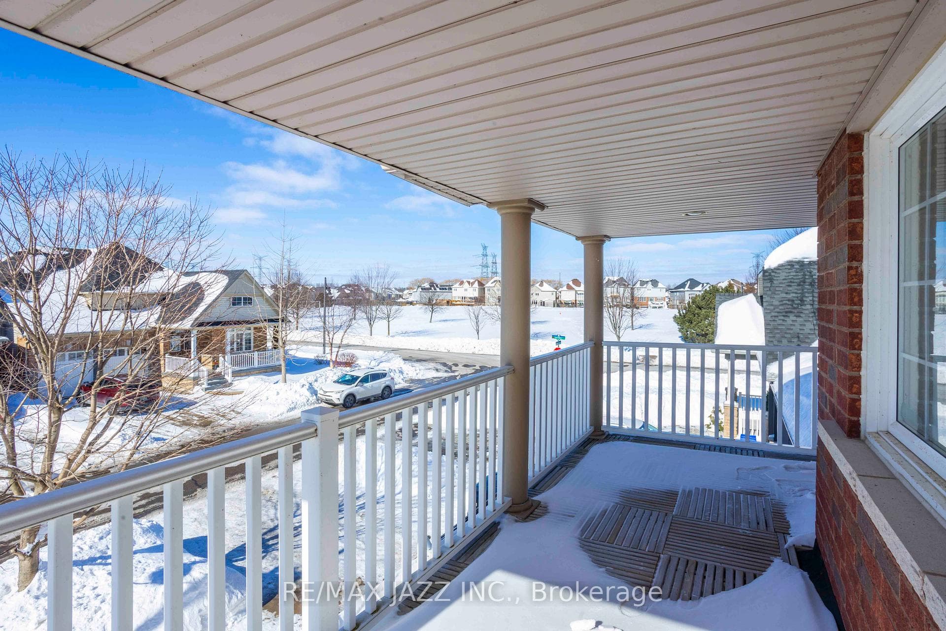 Primary balcony with views to the park!