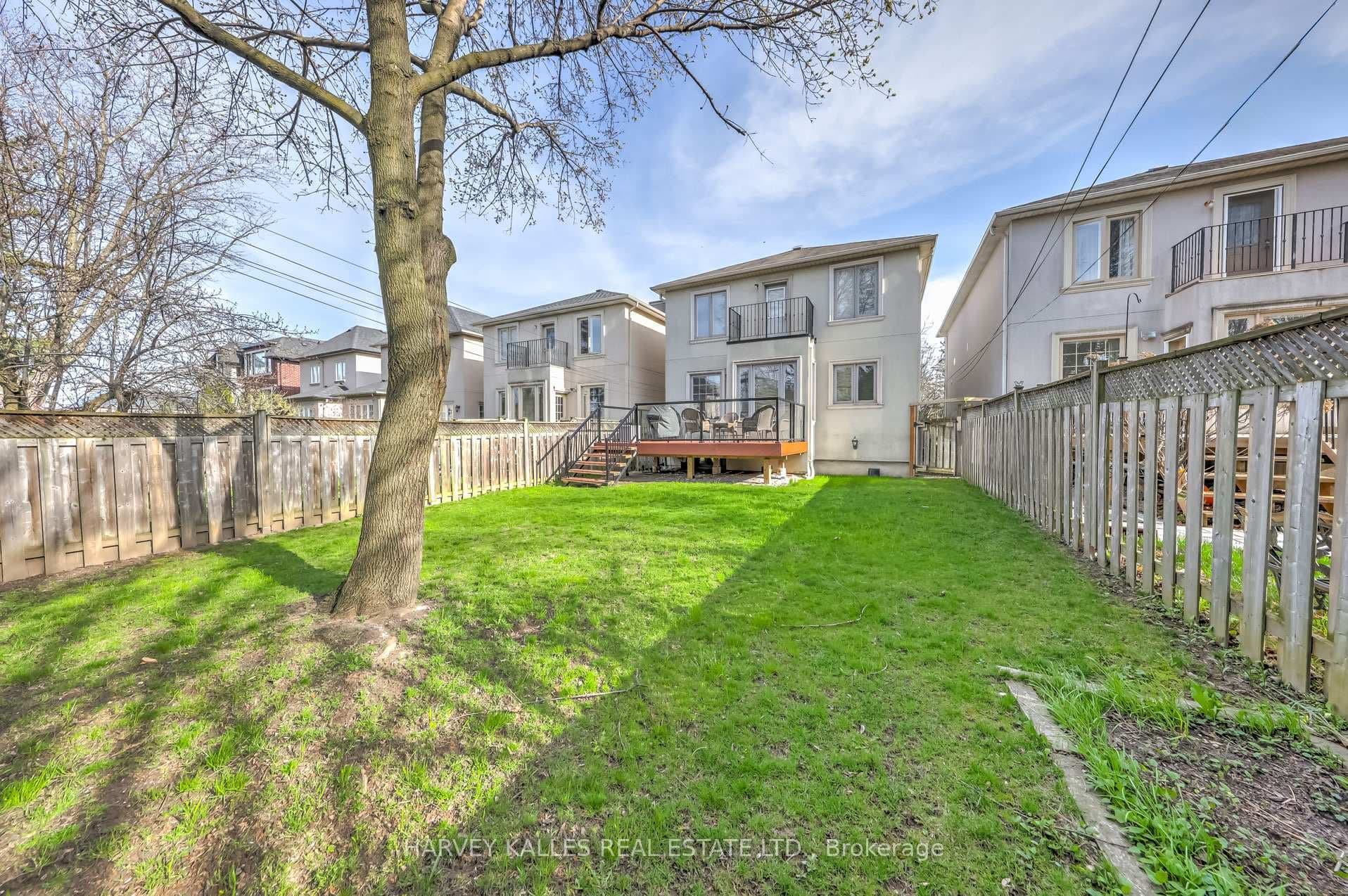 308B Hounslow Avenue photo 39