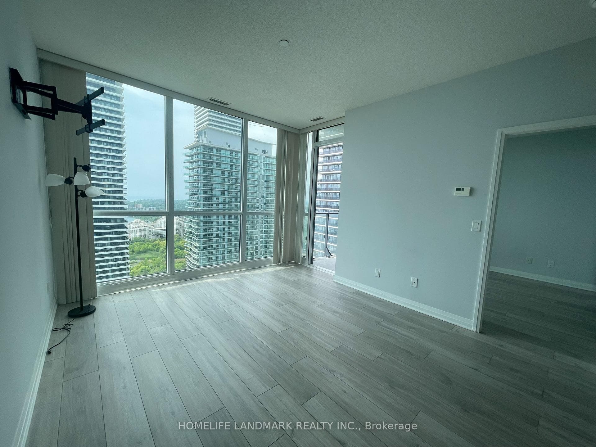 59 Annie Craig Drive Unit 3606 photo 8