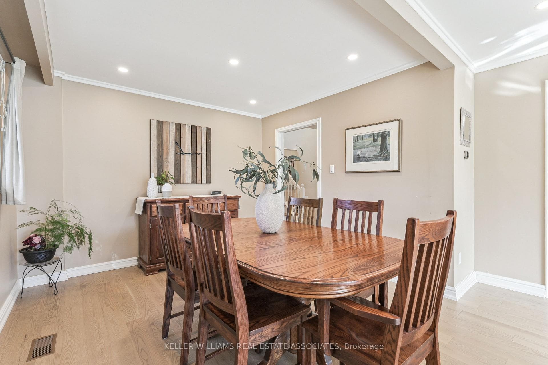 39 Erin Heights Drive photo 9
