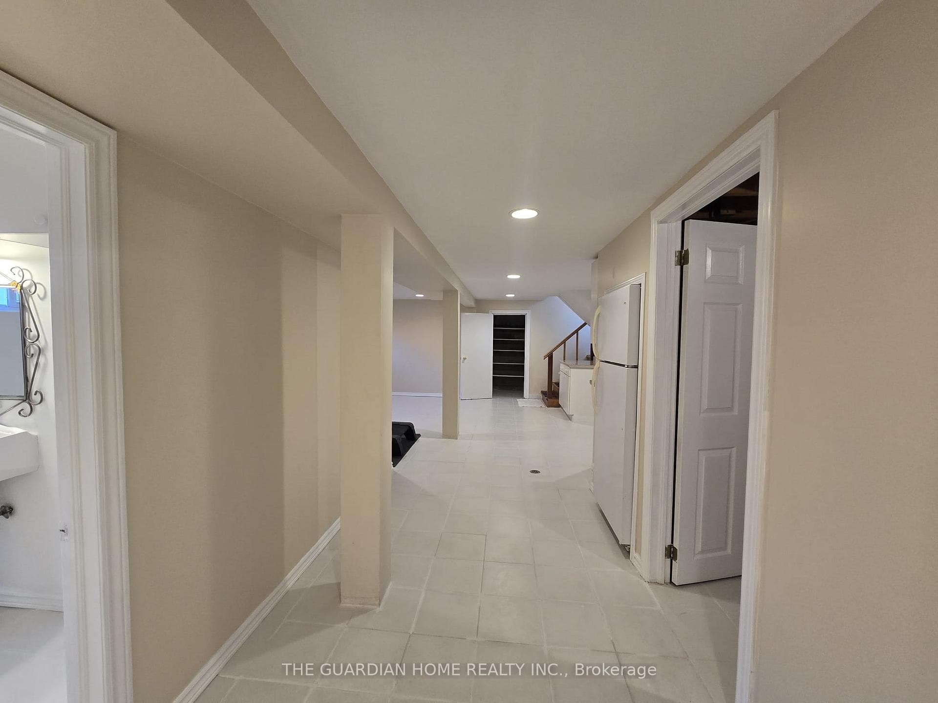 15 Princemere Crescent photo 14
