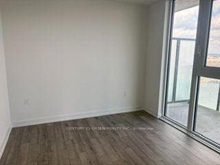 15 Skyridge Drive Unit 1602 photo 6