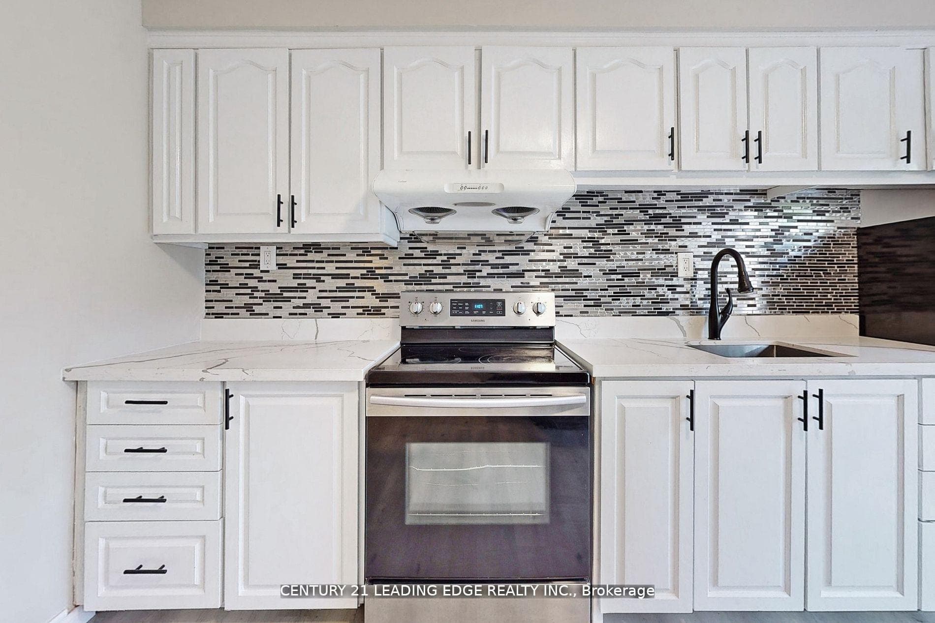 1041 LILLIAN Street photo 25