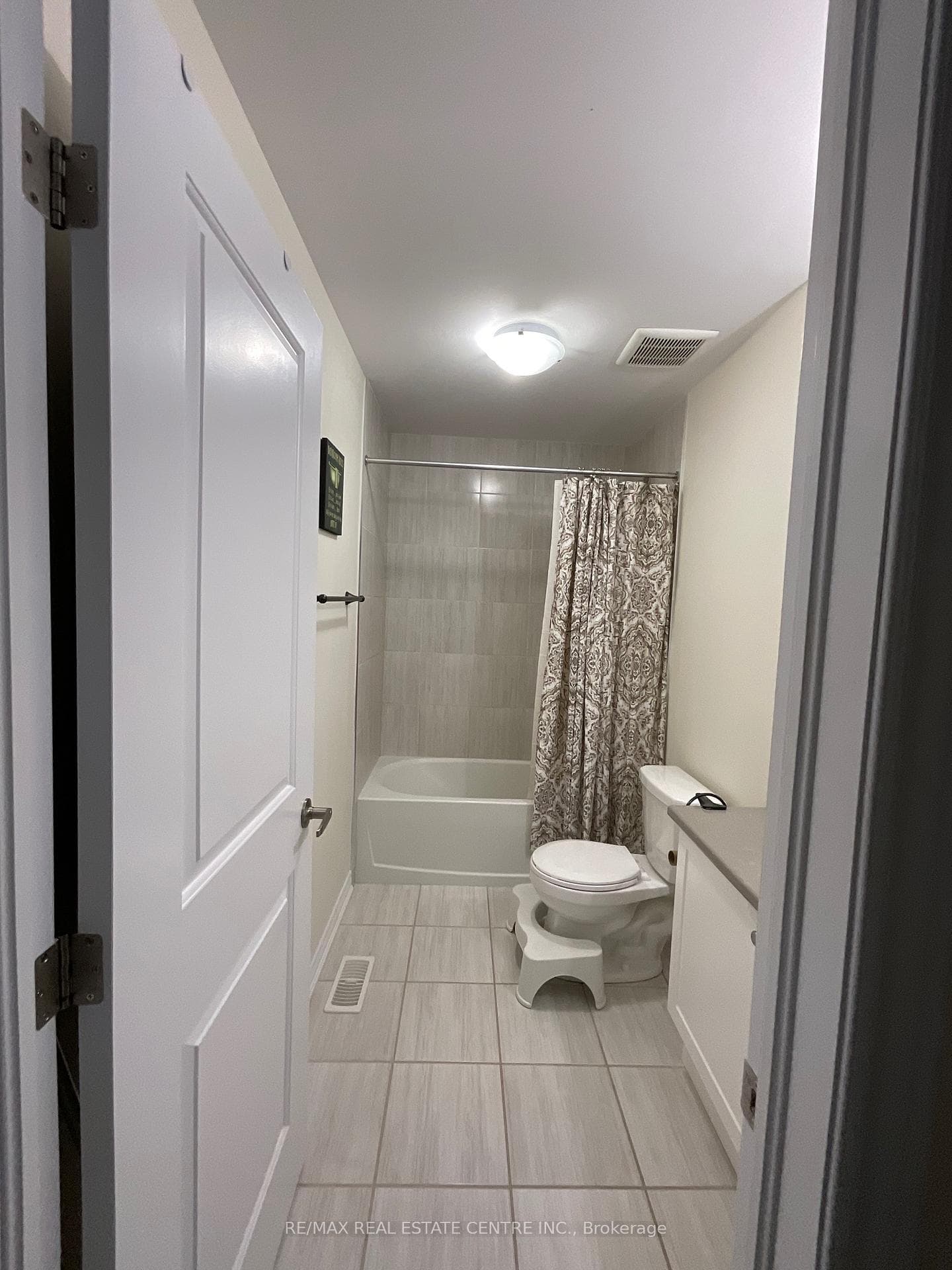 77 Diana Avenue Unit 118 photo 19