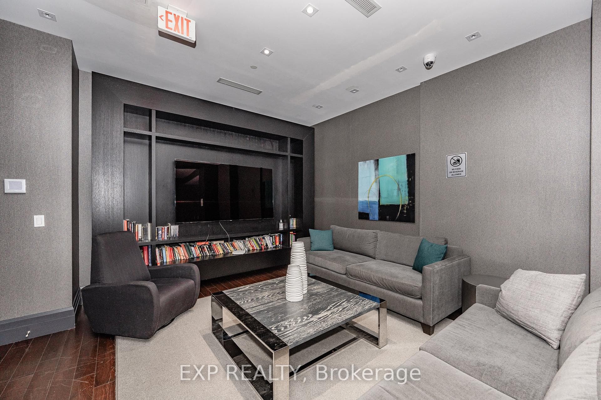 65 Speers Road Unit 227 photo 33