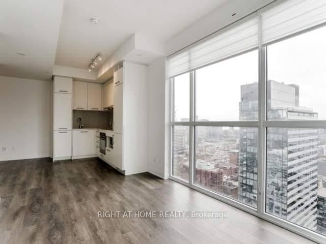 87 Peter Street Unit 3106 photo 6