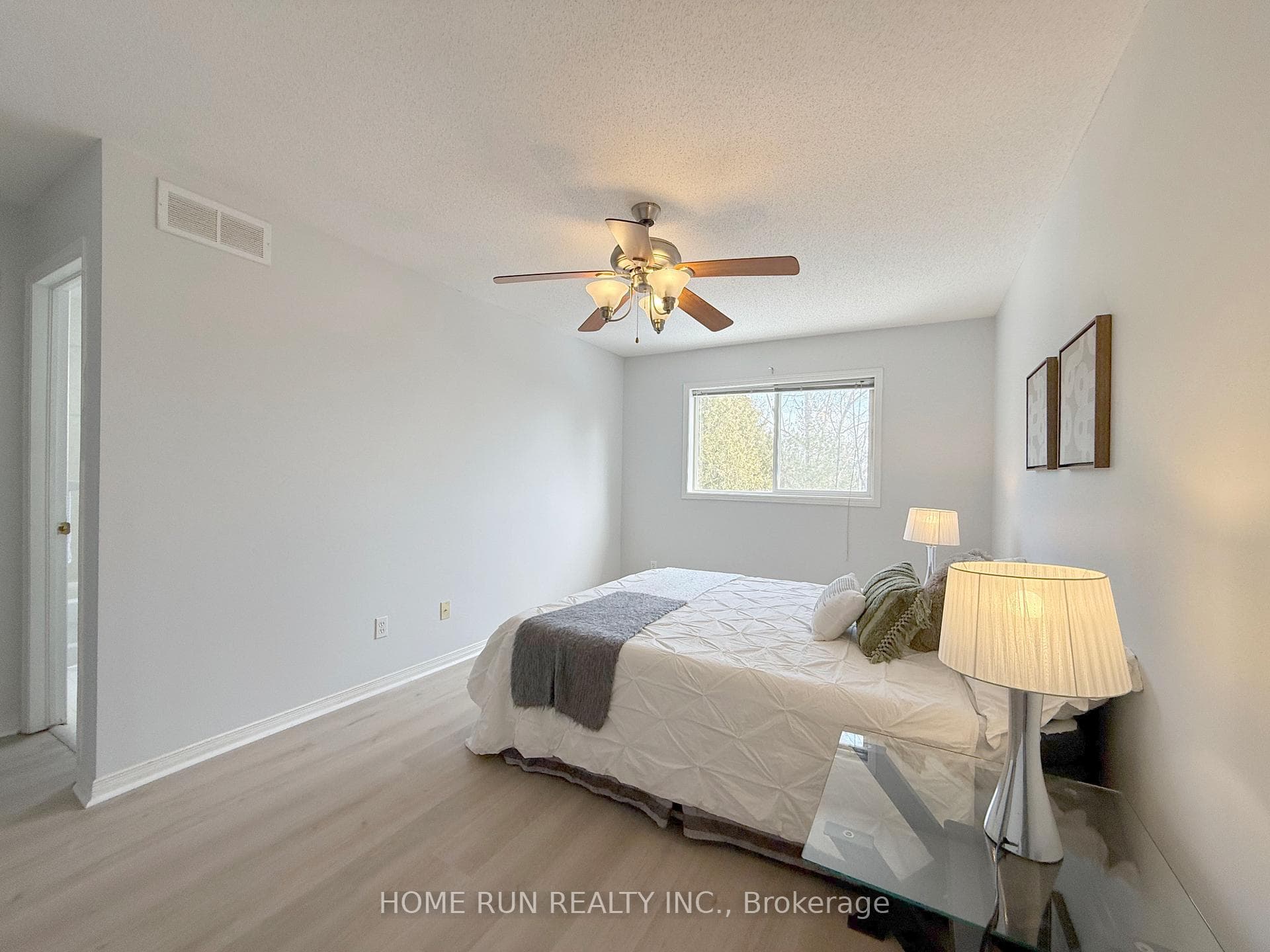 95 Hemlo Crescent photo 25