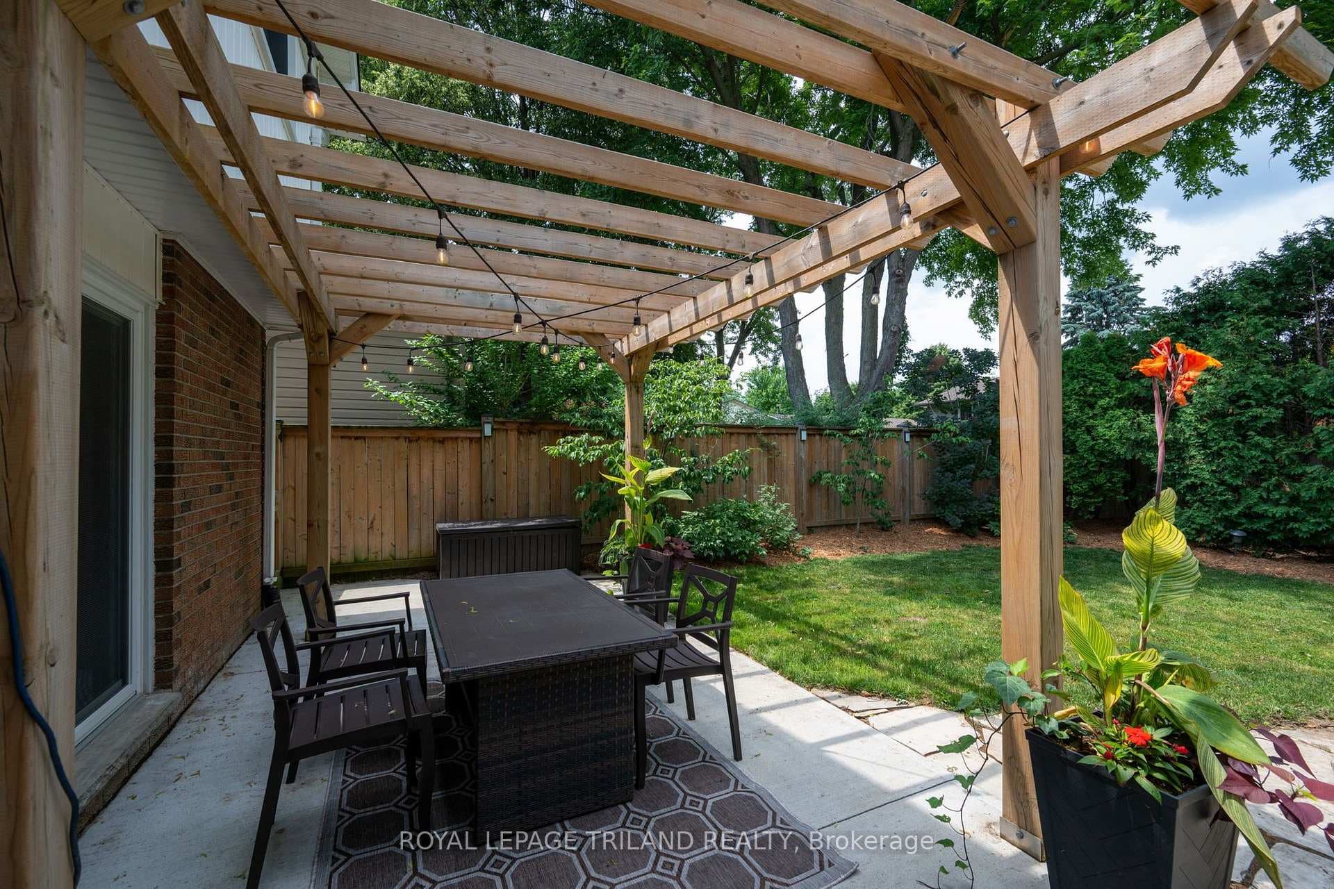20 Meadowview Road photo 24