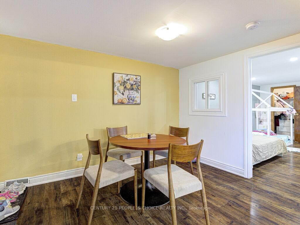 103 Whitchurch Mews photo 41