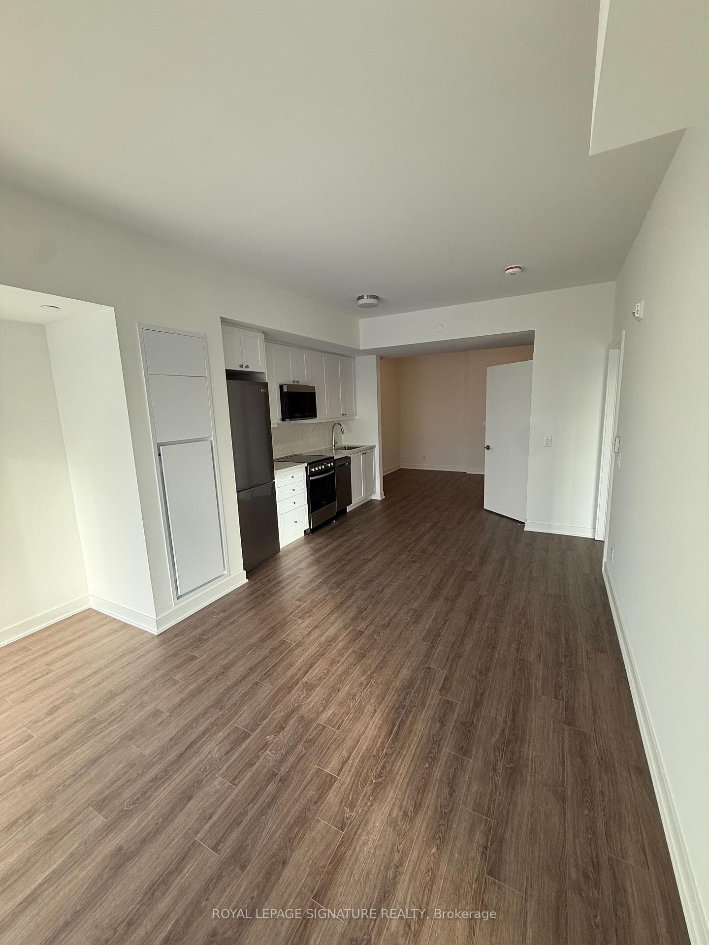51 Clarington Boulevard Unit 527 photo 7