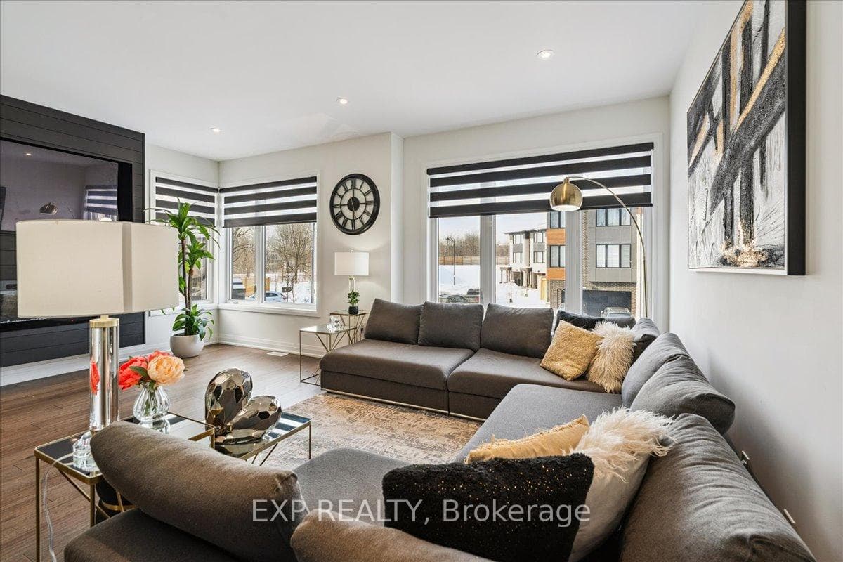 Large Bright Family Room