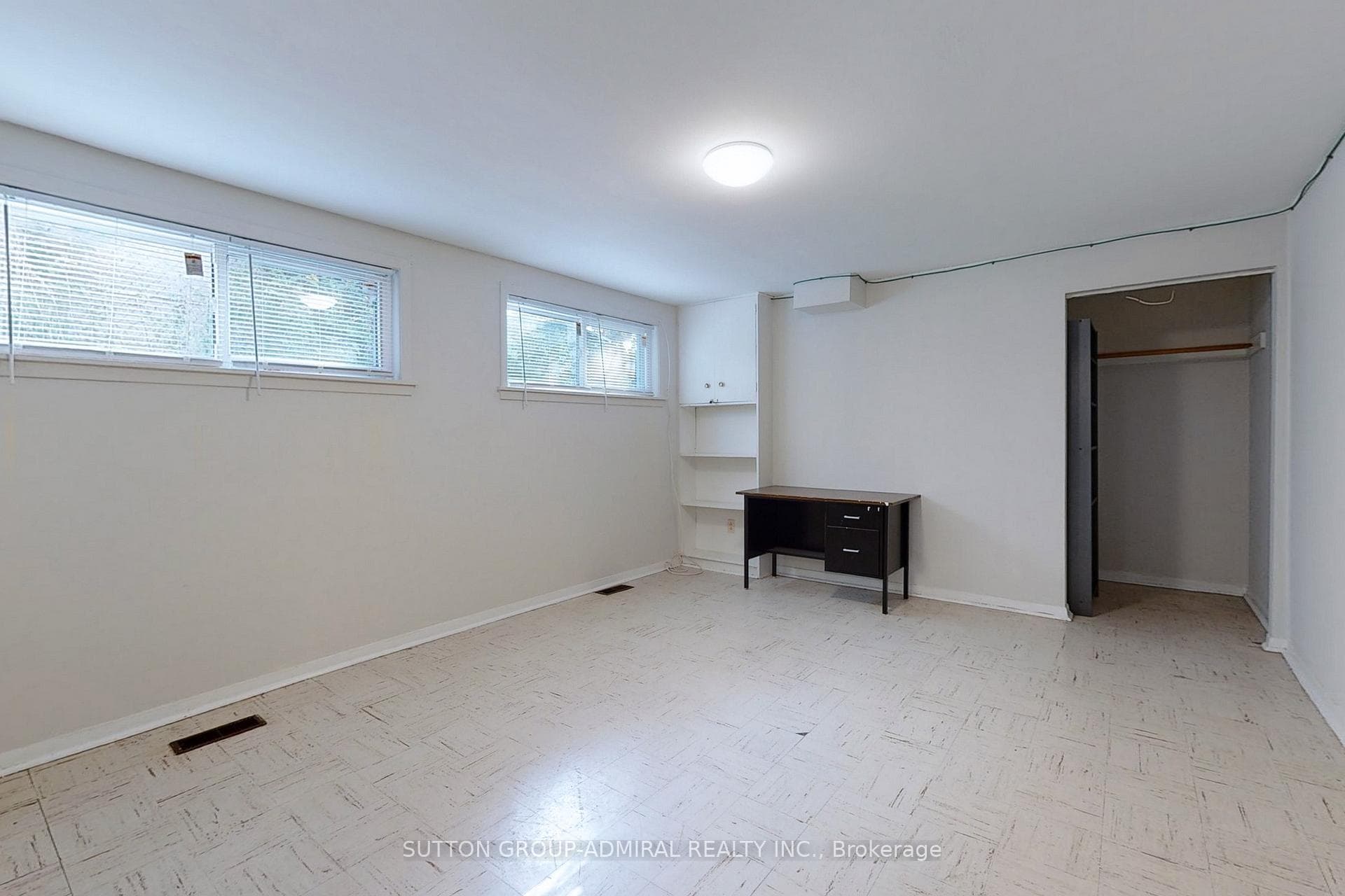 24 Elise Terrace Unit Lower photo 6