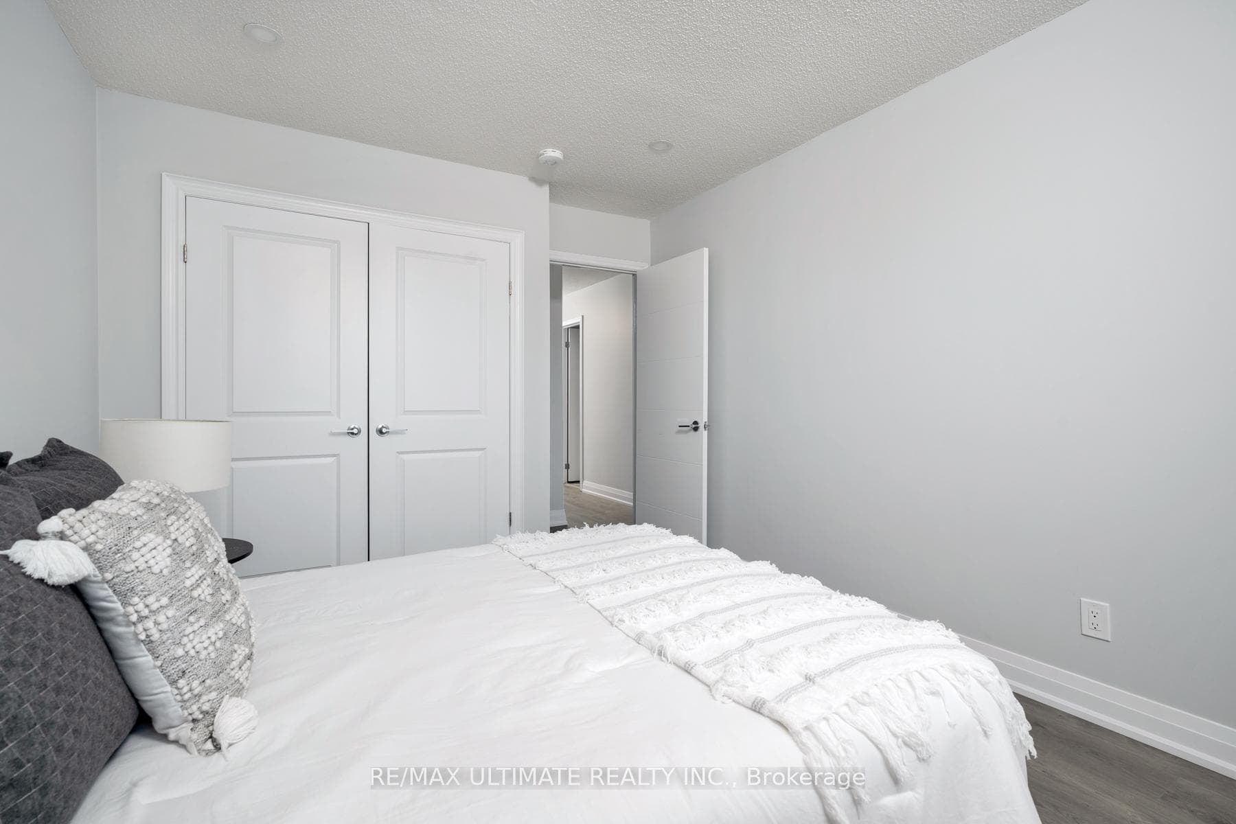 25 Twinberry Crescent Unit UPPER photo 30