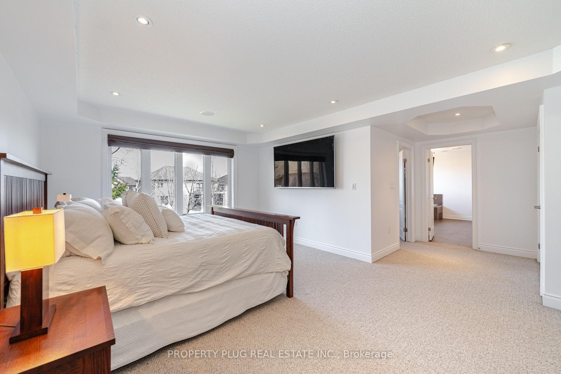 107 Galileo Drive photo 24