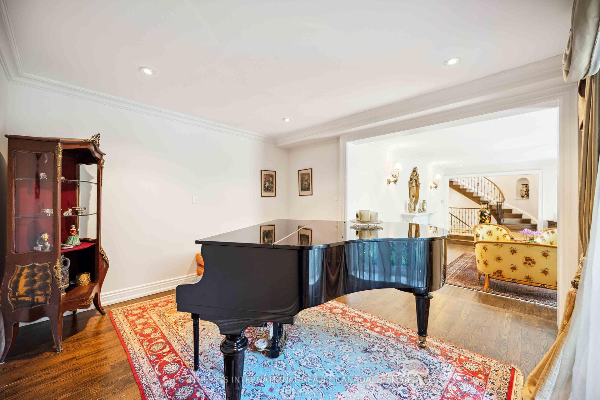 197 The Bridle Path N/A photo 7