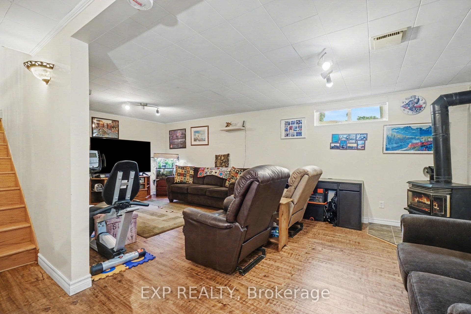 381 Dominion Street photo 12