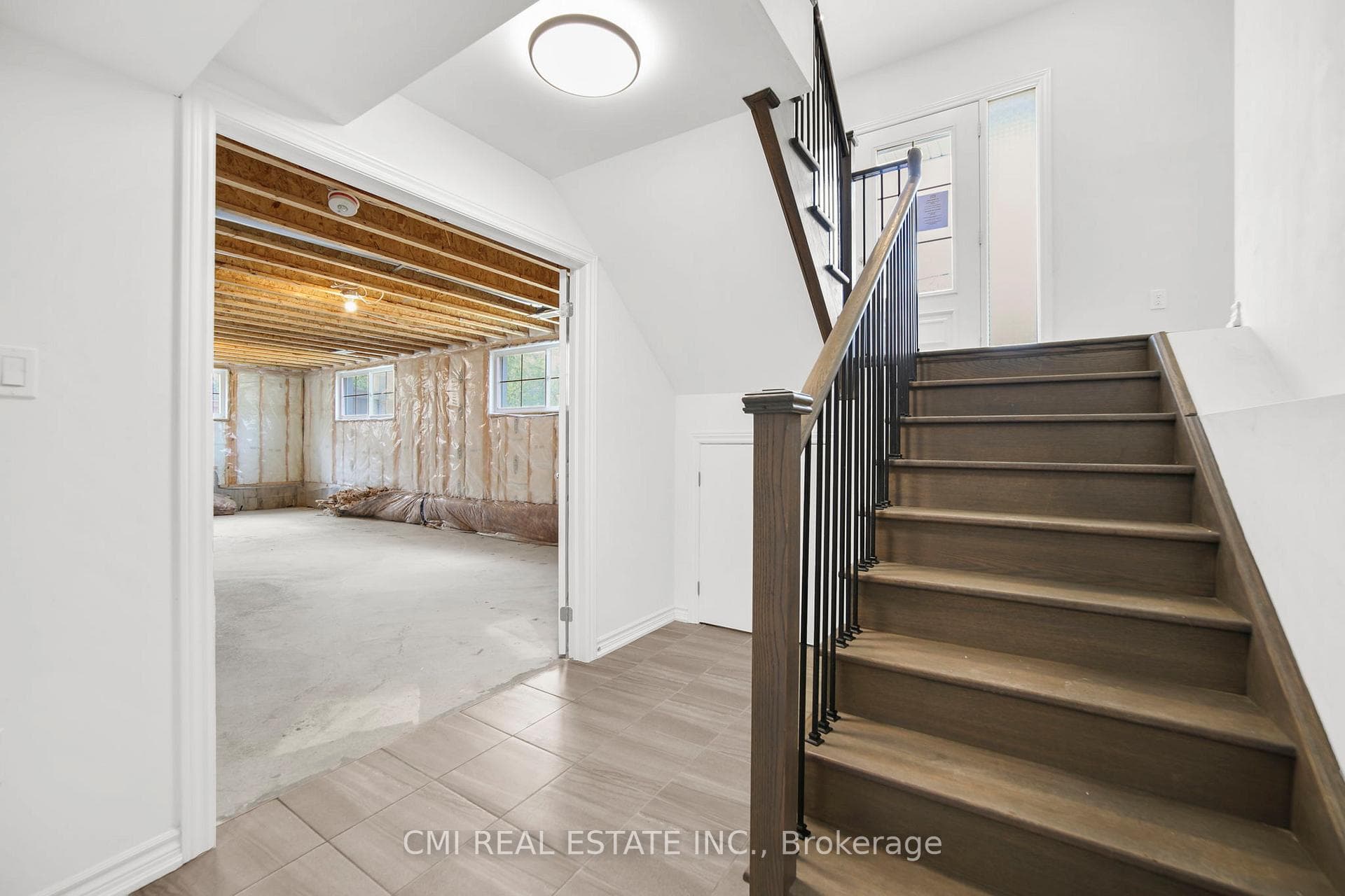 3205 Mosley Street photo 32