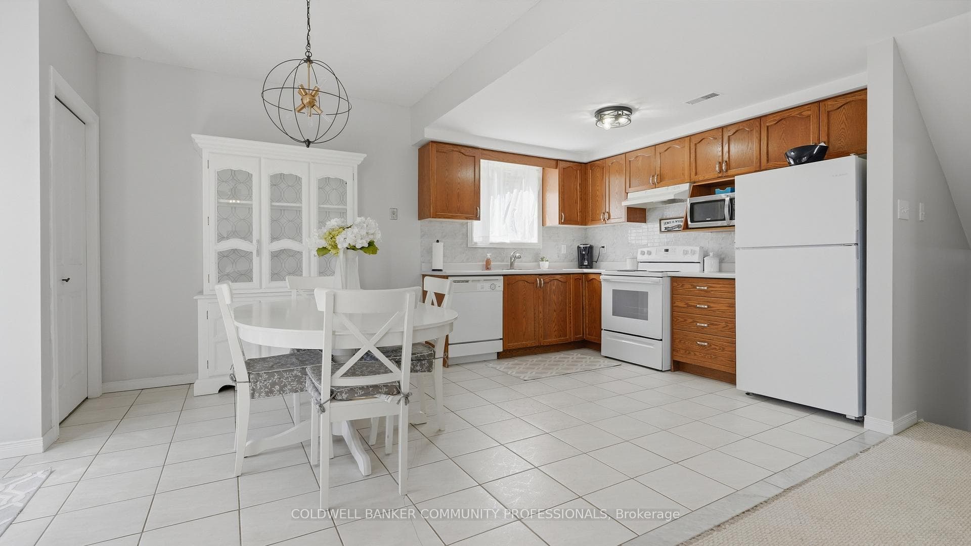 28 Glenhollow Drive photo 25