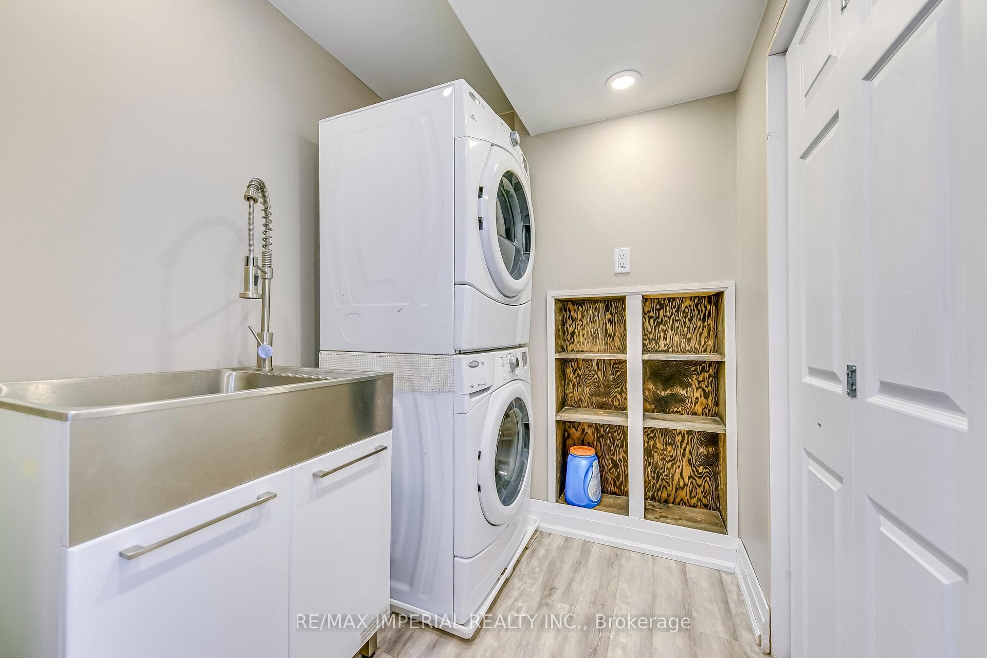 2920 Gulfstream Way photo 34