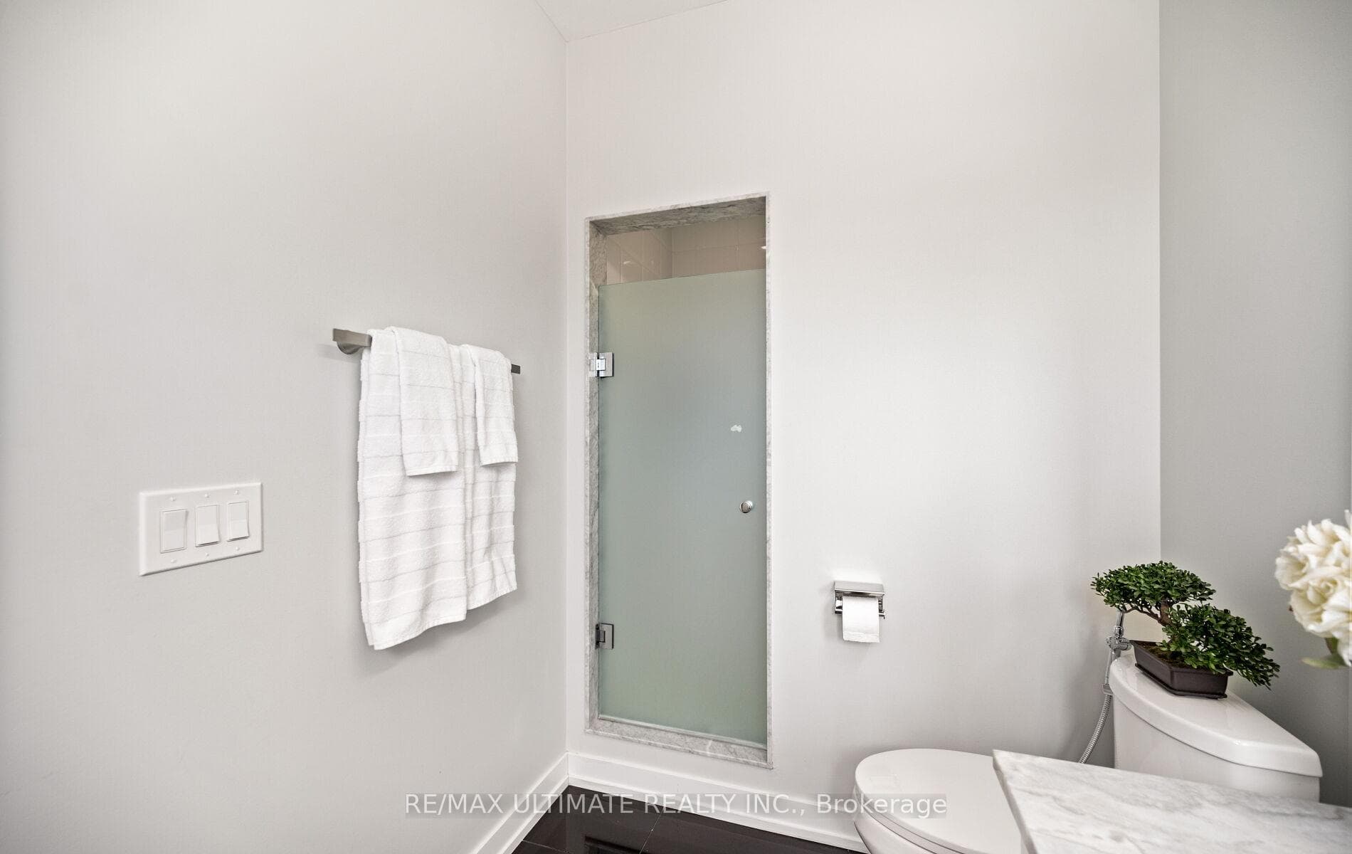 Primary ensuite