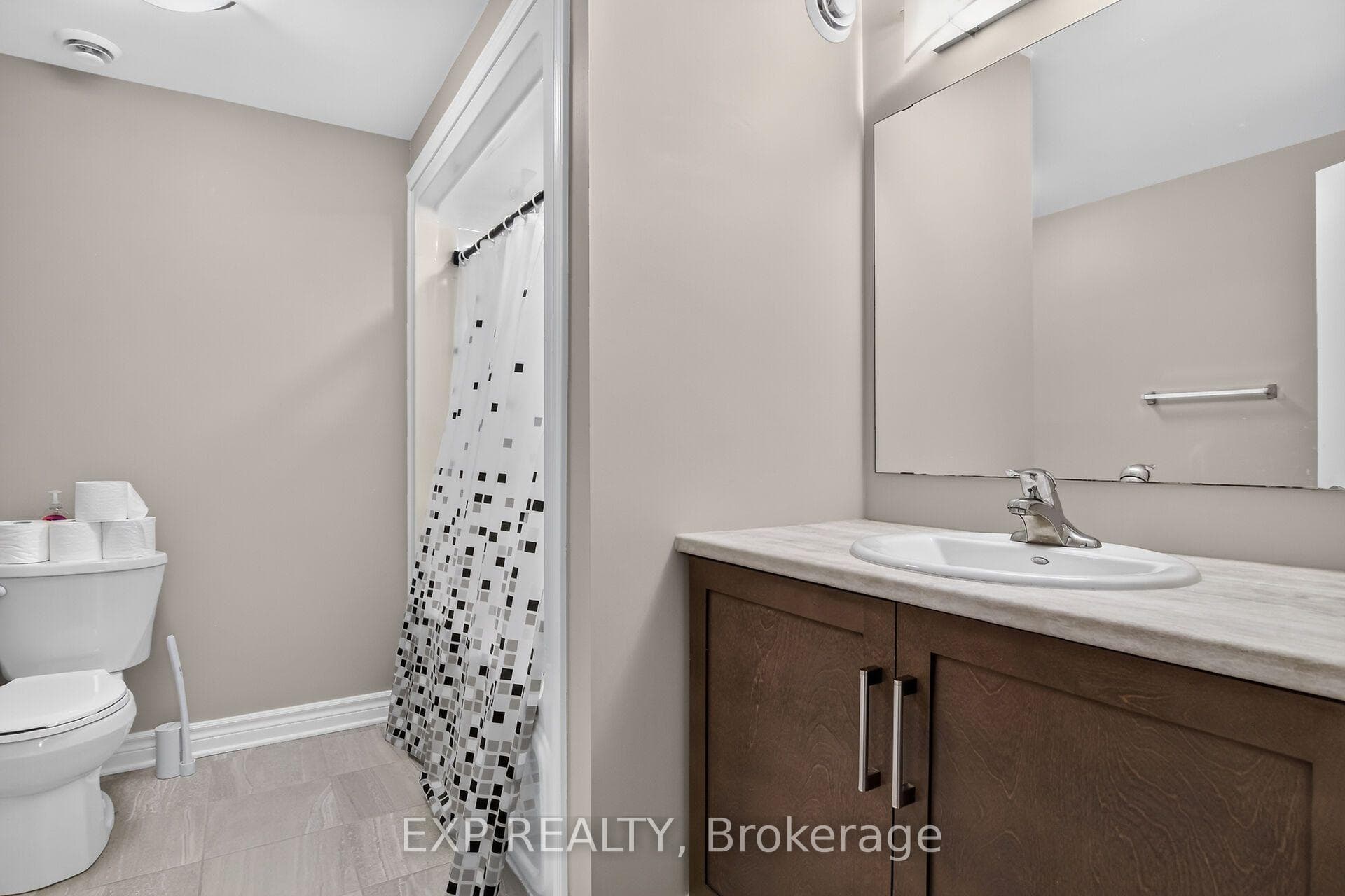 98 Seabert Drive photo 30