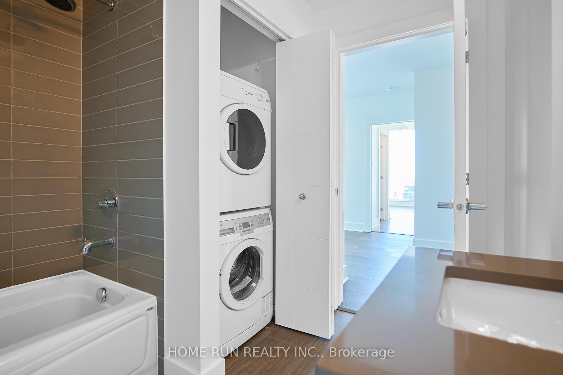 40 Nepean Street Unit 2703 photo 25